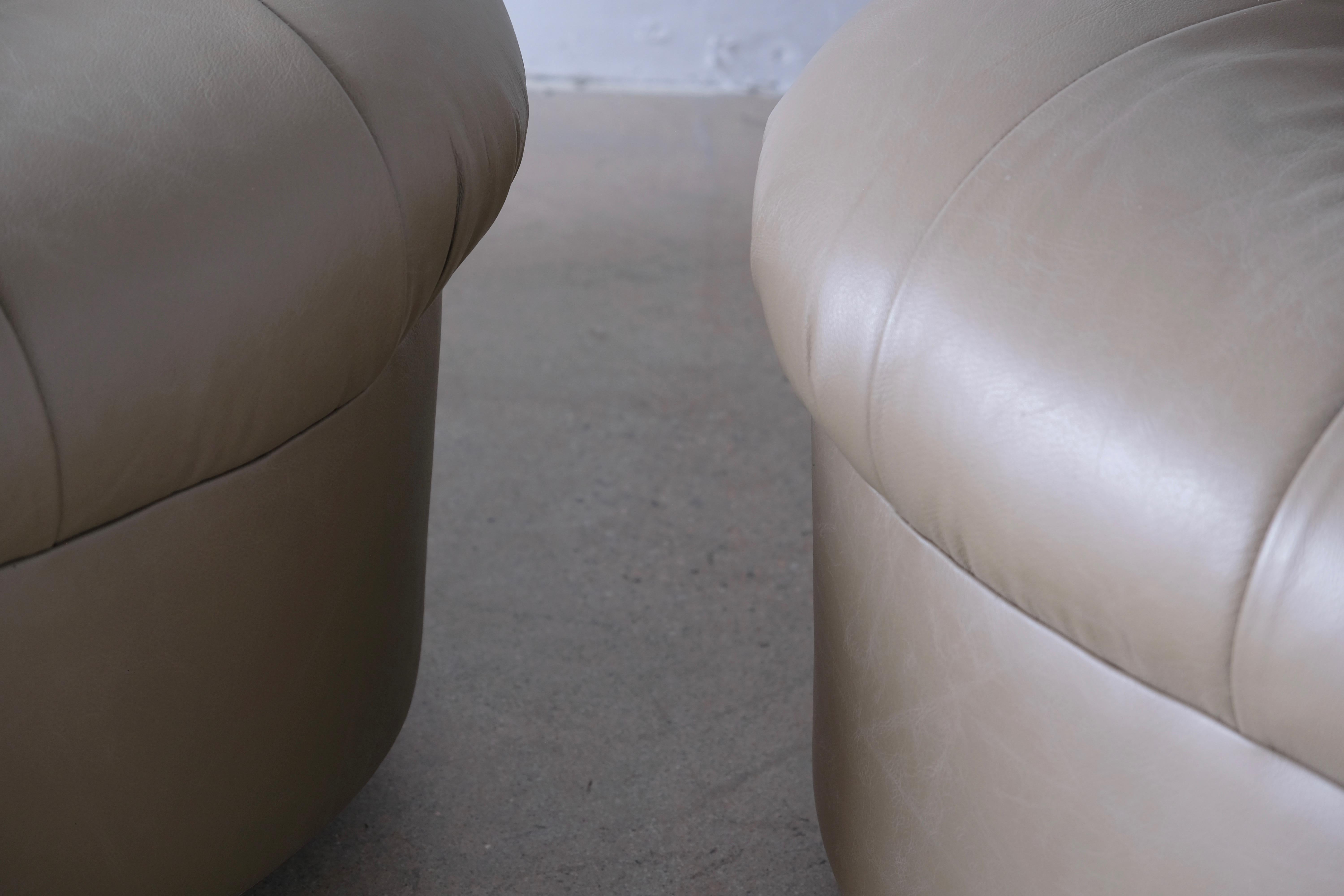 Pair of Pale Olive Green Leather Low 1970s Swivel Slipper Lounge Chairs 5