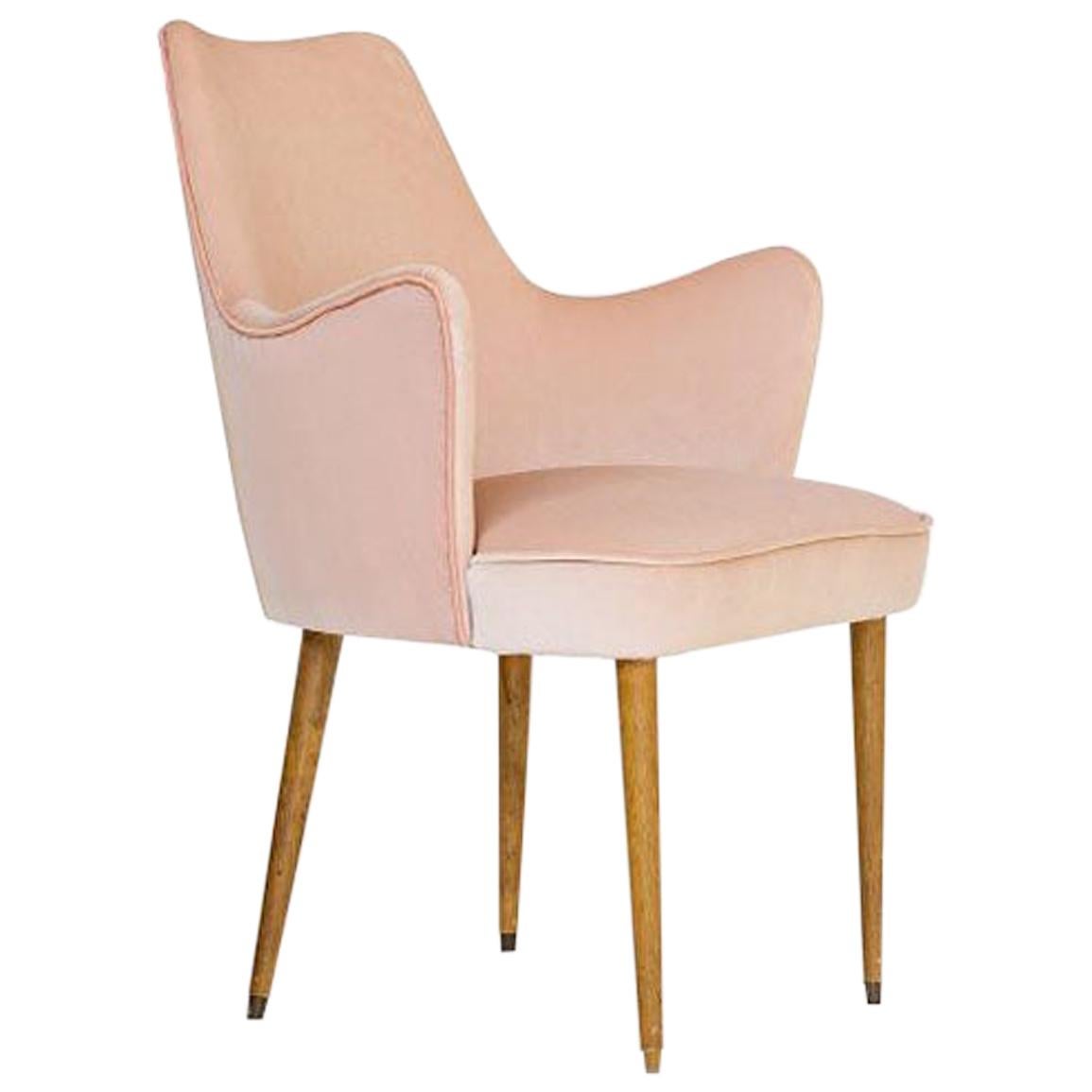 Pair of Pale Pink Italian Armchairs Part of Set Model “P-35” by Osvaldo Borsani For Sale