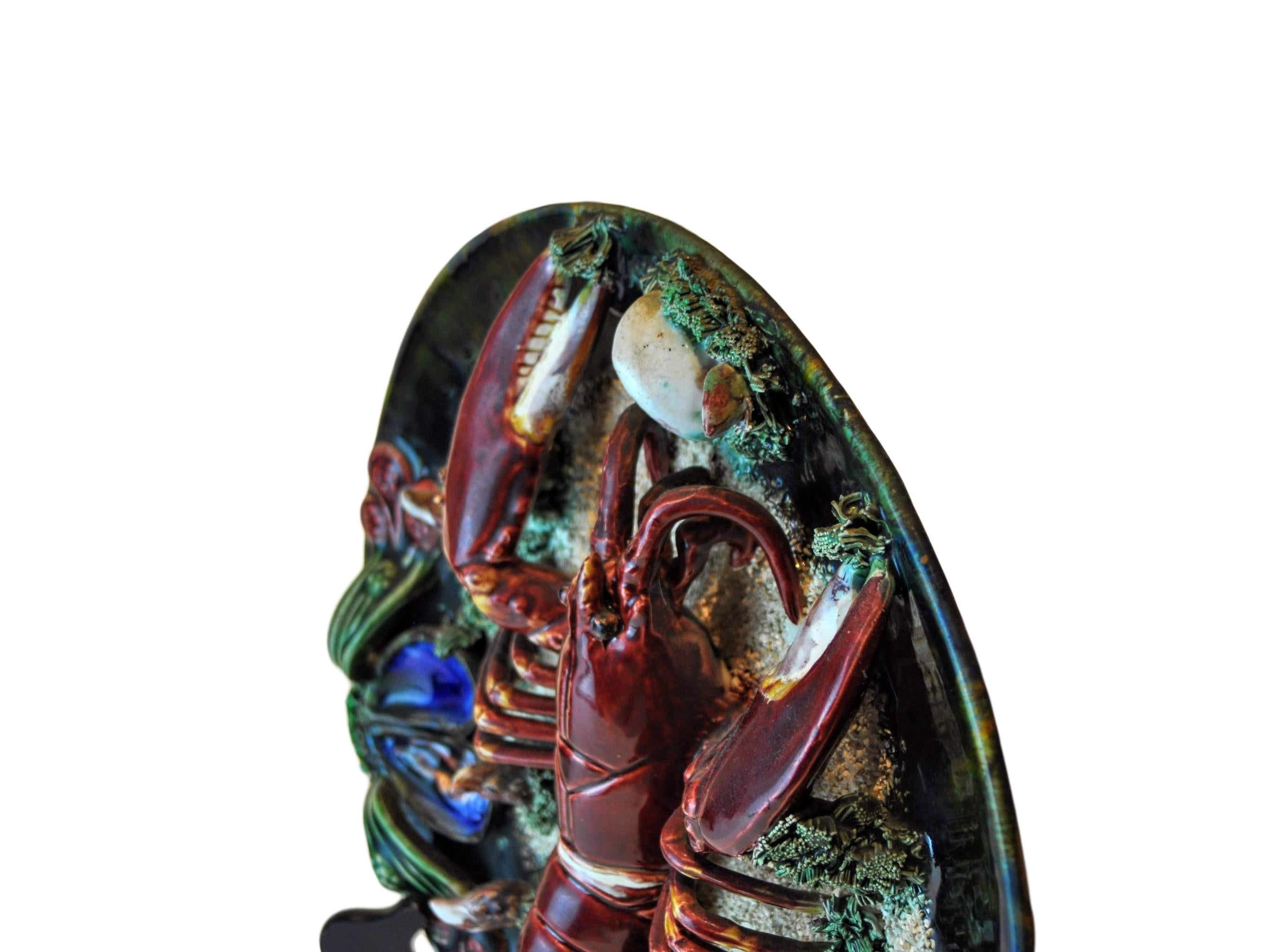 Earthenware Pair of Palissy Style Lobster Tromp L'oeil Wall Plaques, Caldas Da Rainha 1920