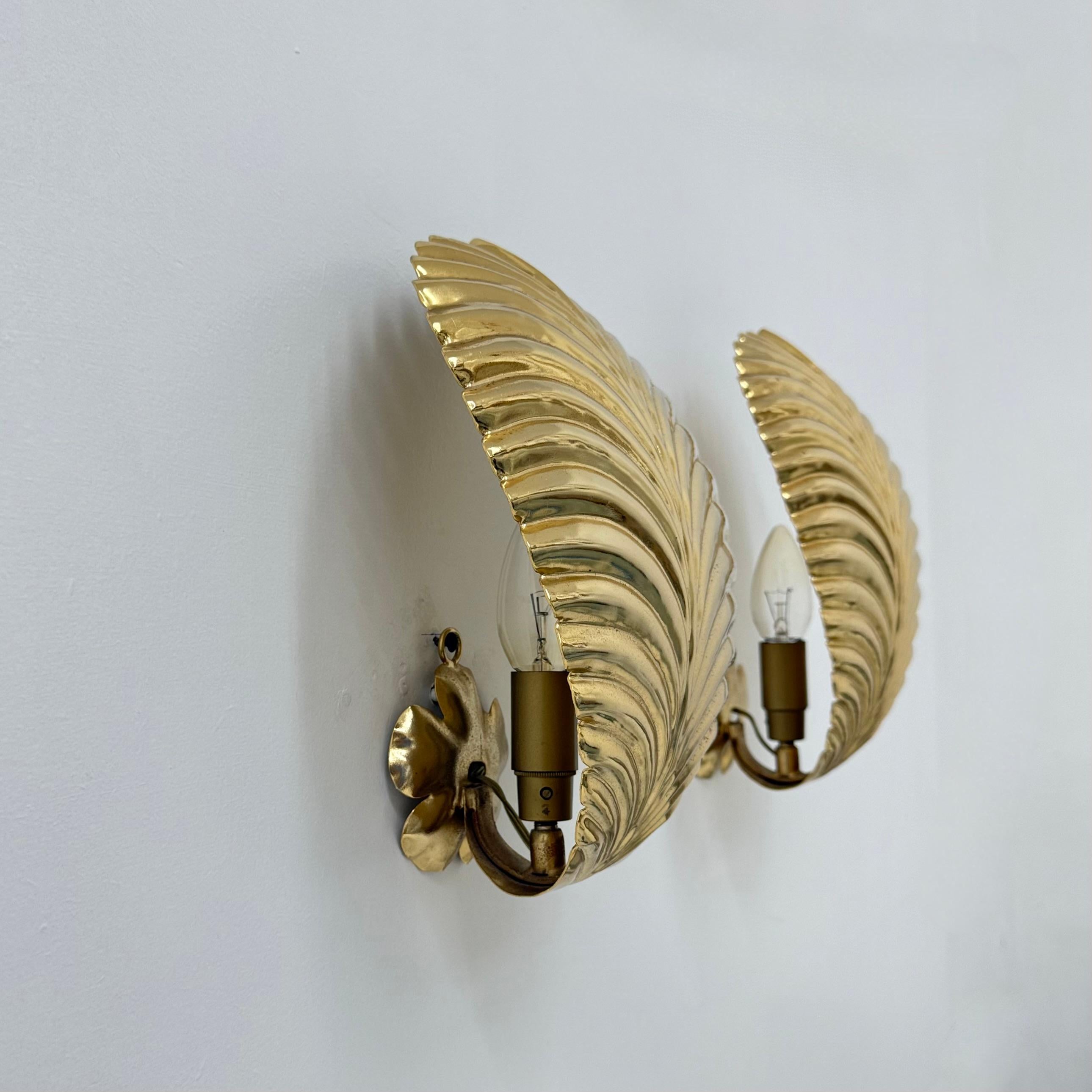Paire d'appliques en feuilles de palmier, 1970 en vente 11