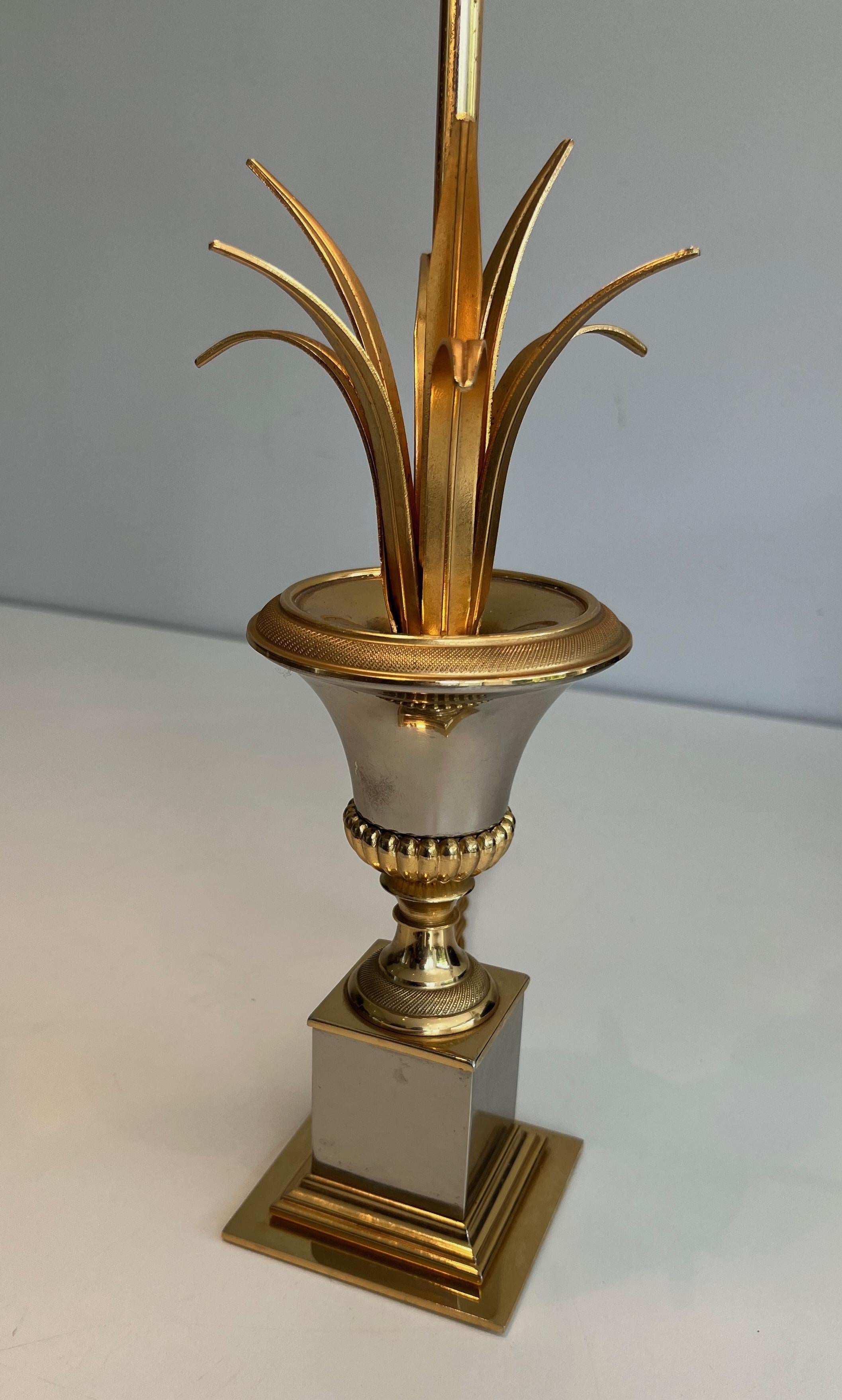 Paire de lampes de table en chrome et laiton dans le style de la Maison Charles en vente 4