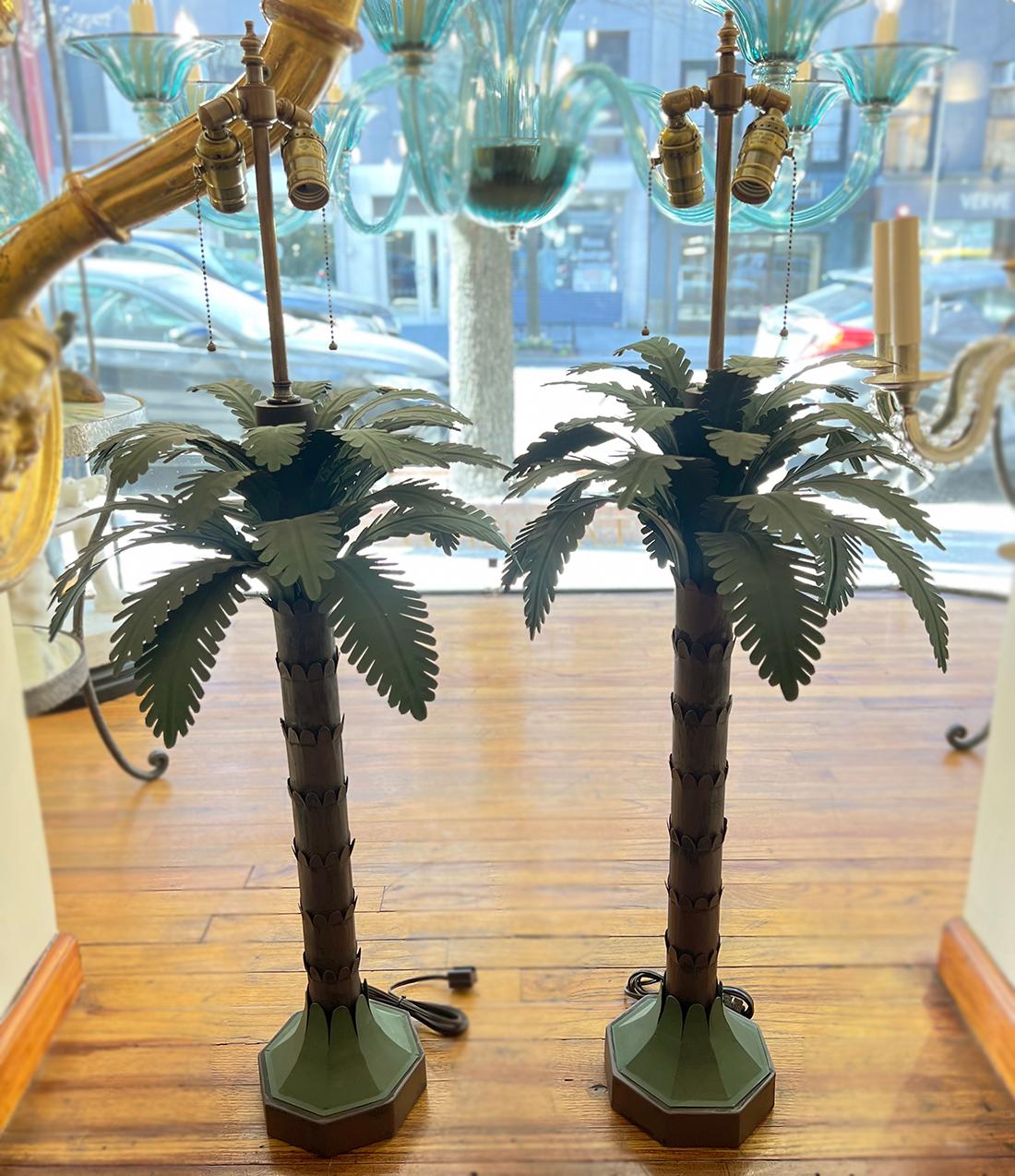 Pair of Palm Trees Table Lamps In Good Condition For Sale In New York, NY