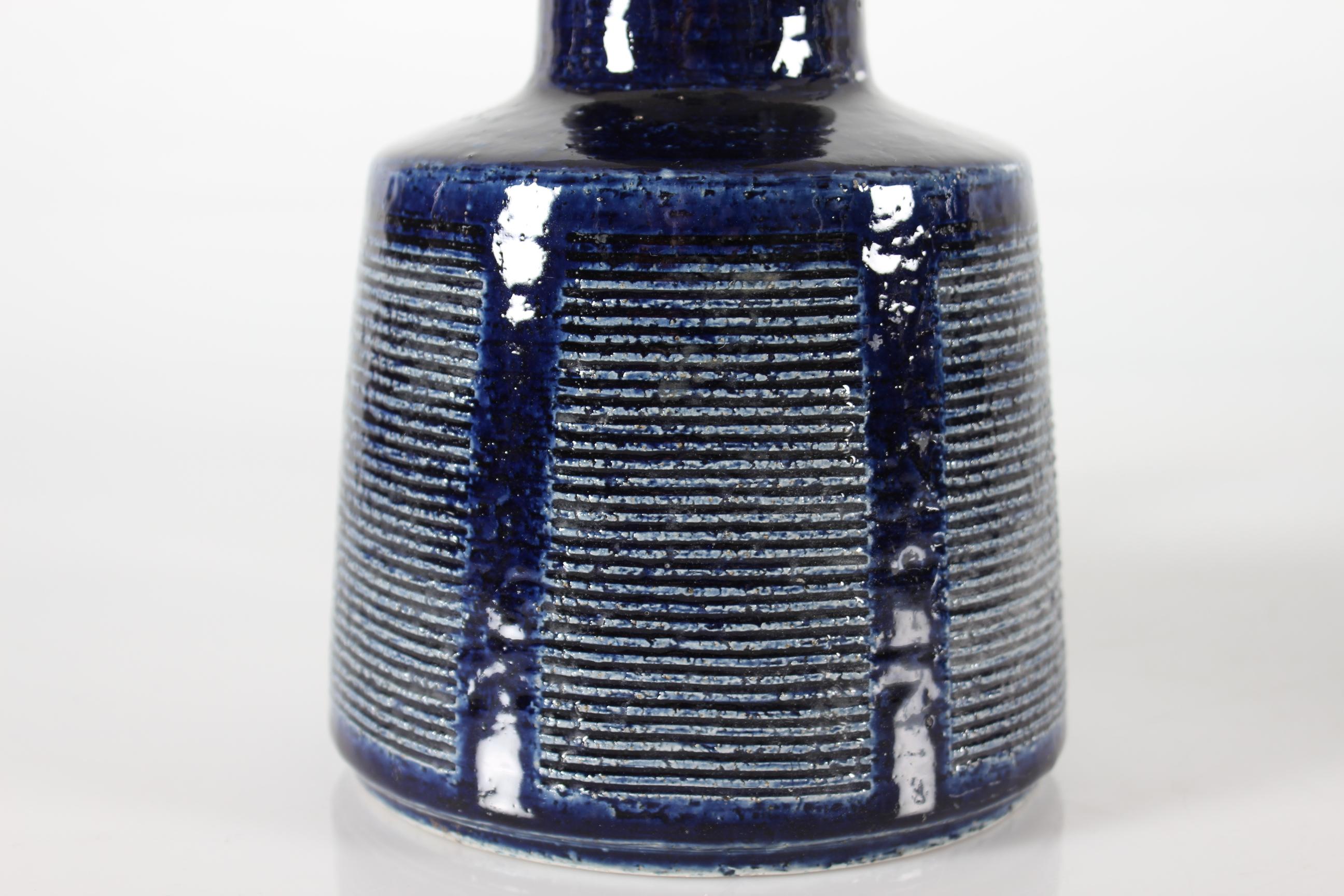 Pair of Palshus Le Klint Table Lamps Dark Blue Glaze Danish Mid-Century Ceramic In Good Condition In Aarhus C, DK