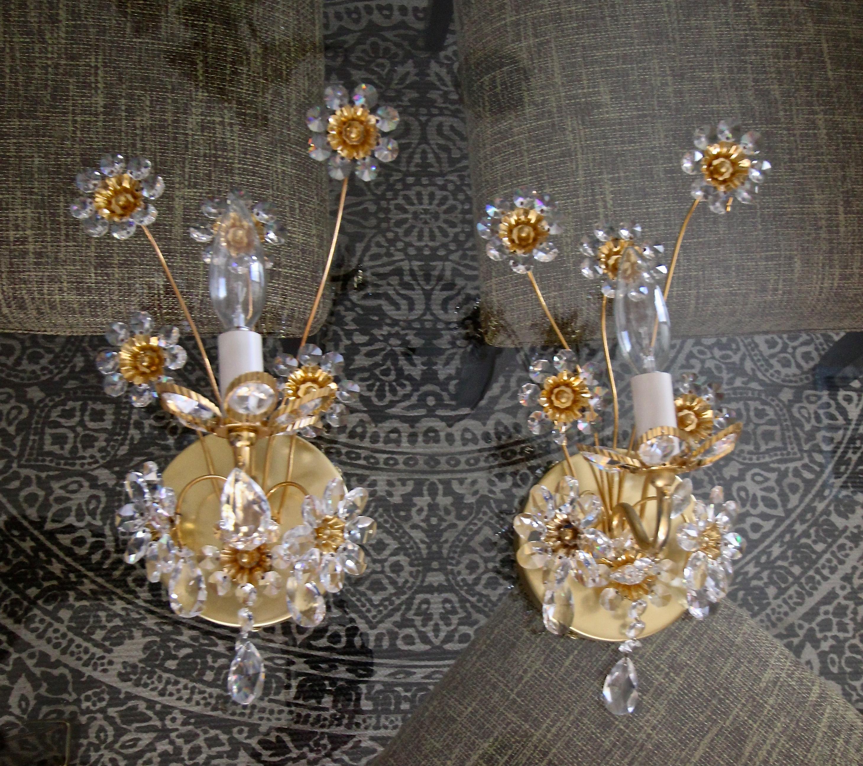 Pair of Palwa Crystal and Gilt Brass Floral Flower Wall Sconces In Good Condition In Palm Springs, CA