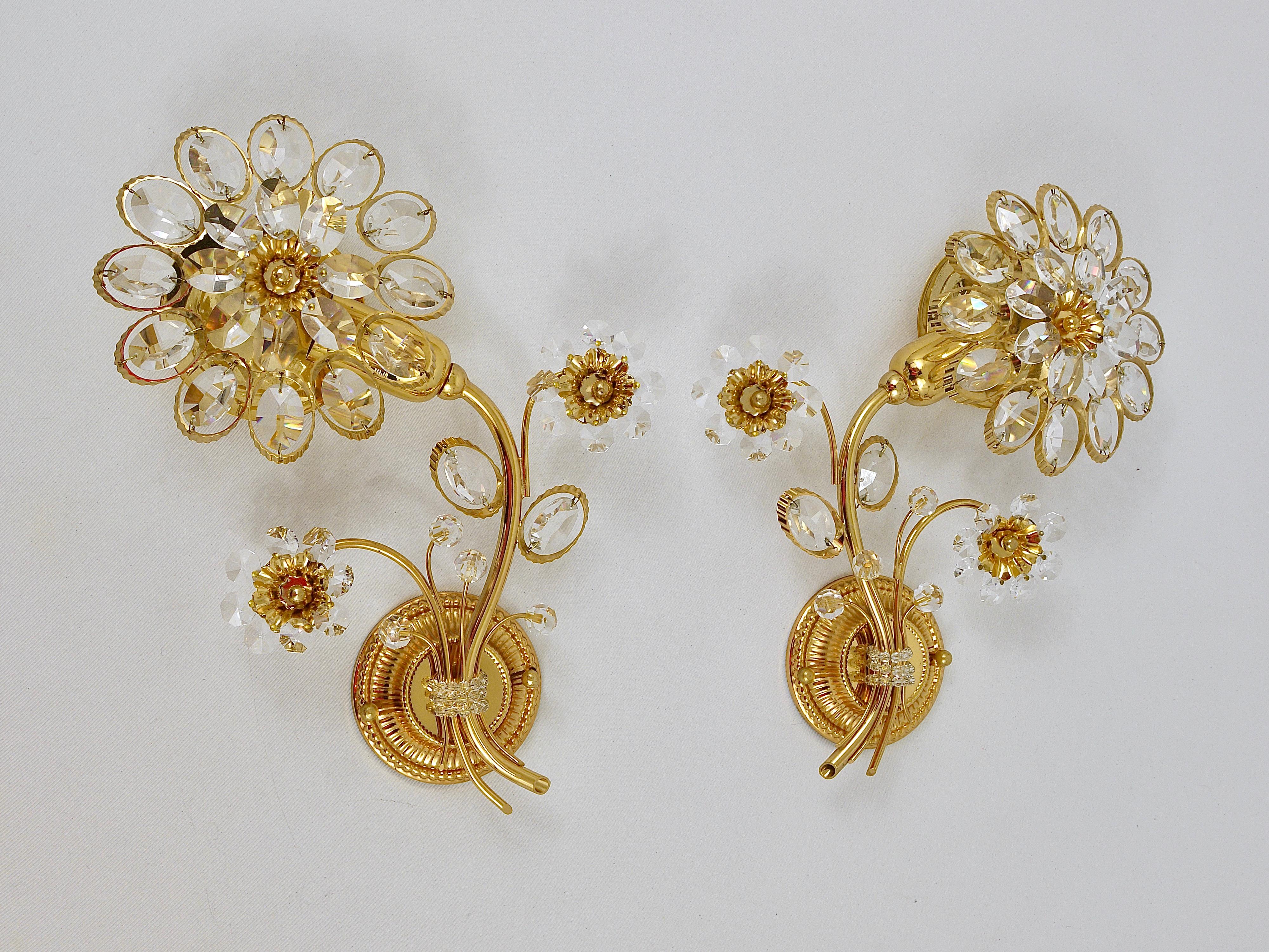 Pair of Palwa Gilt Brass Flower Wall Lights with Crystals, Germany, 1970s For Sale 7