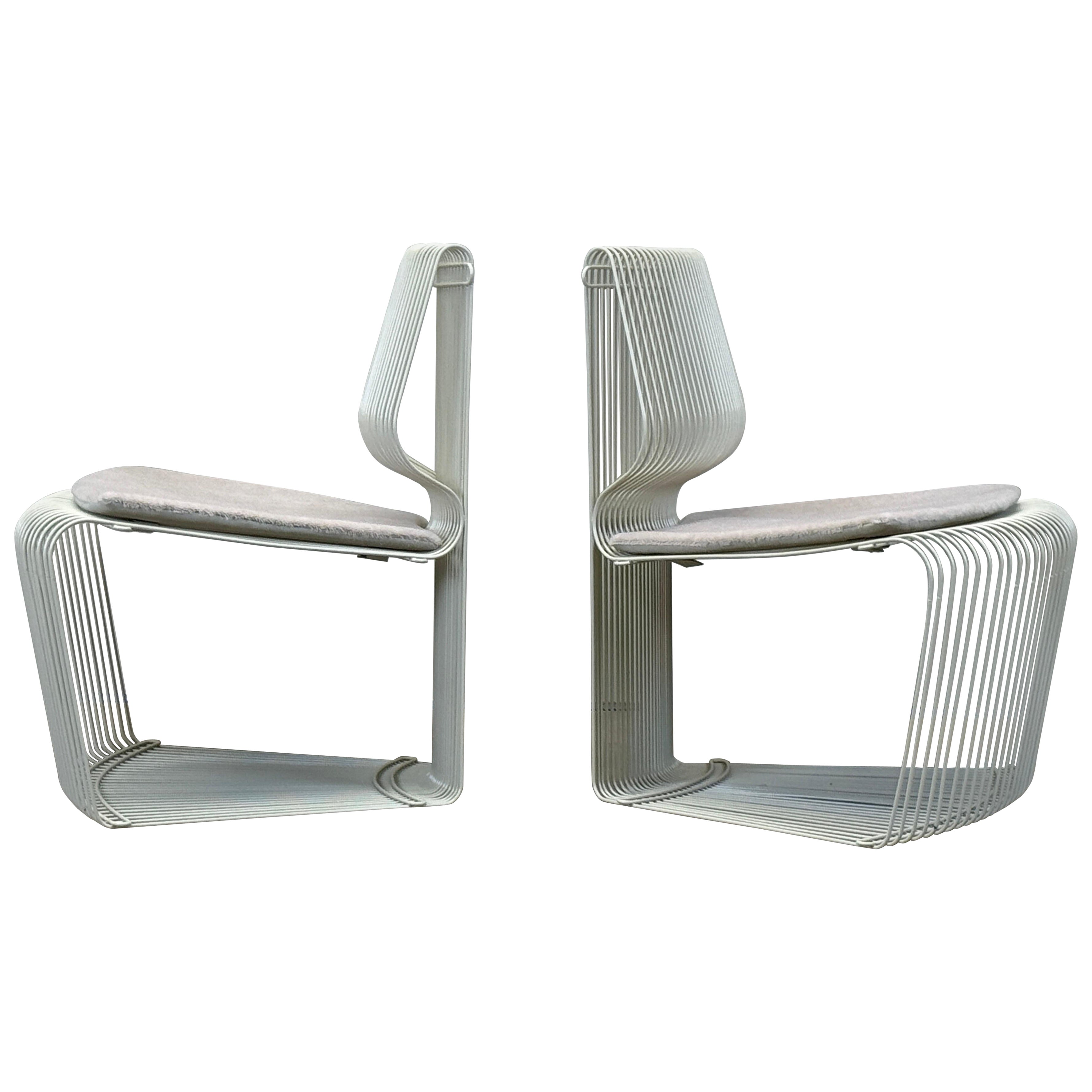 Pair of Pantonova Chairs by Verner Panton