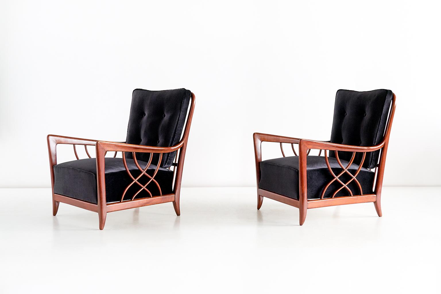 Pair of Paolo Buffa Armchairs in Mahogany and Black Velvet, Italy, 1940s In Excellent Condition In The Hague, NL