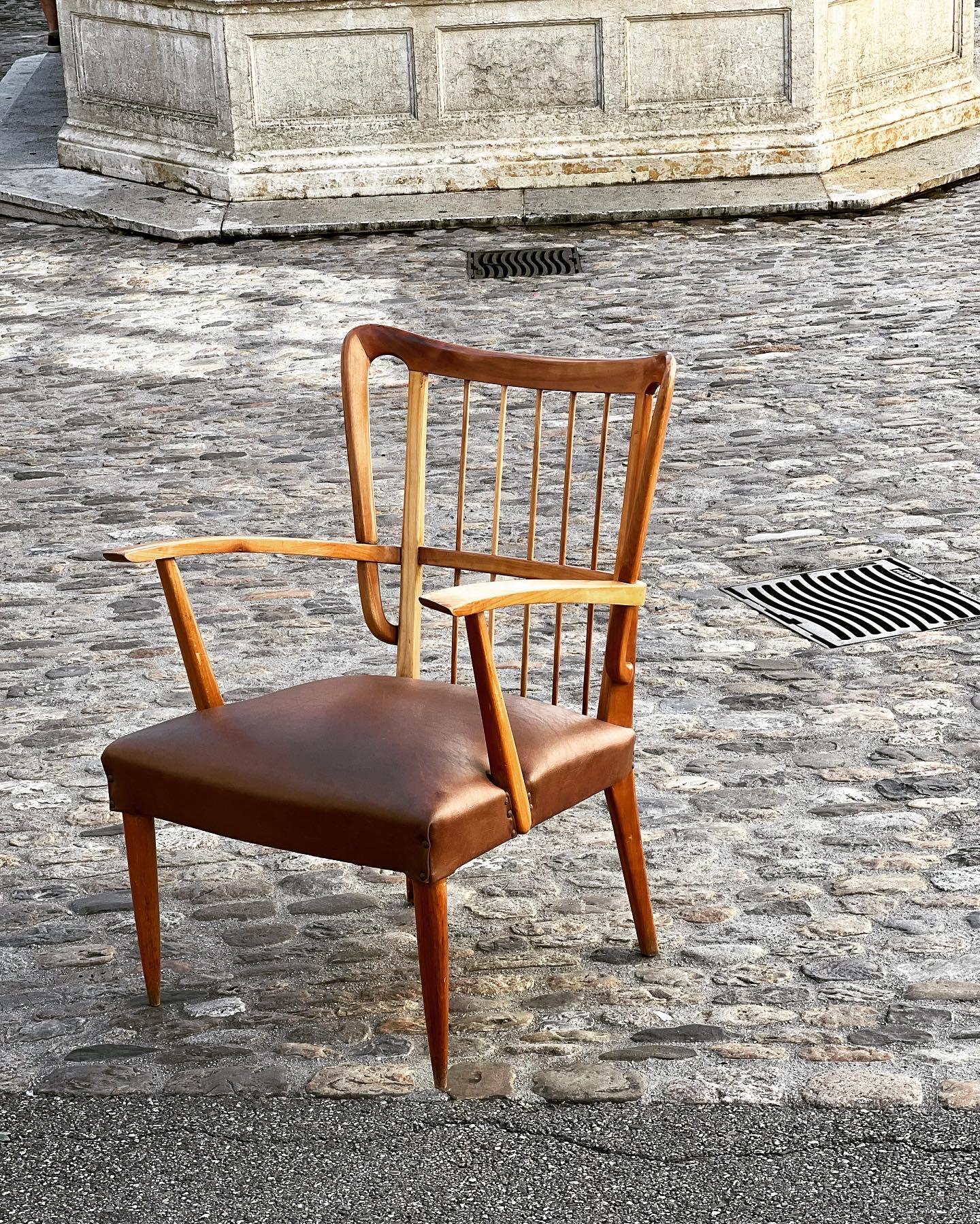 Pair of Paolo Buffa Armchairs in Rosewood, Italy 1950s, Mid-Century Modern In Good Condition In Basel, BS