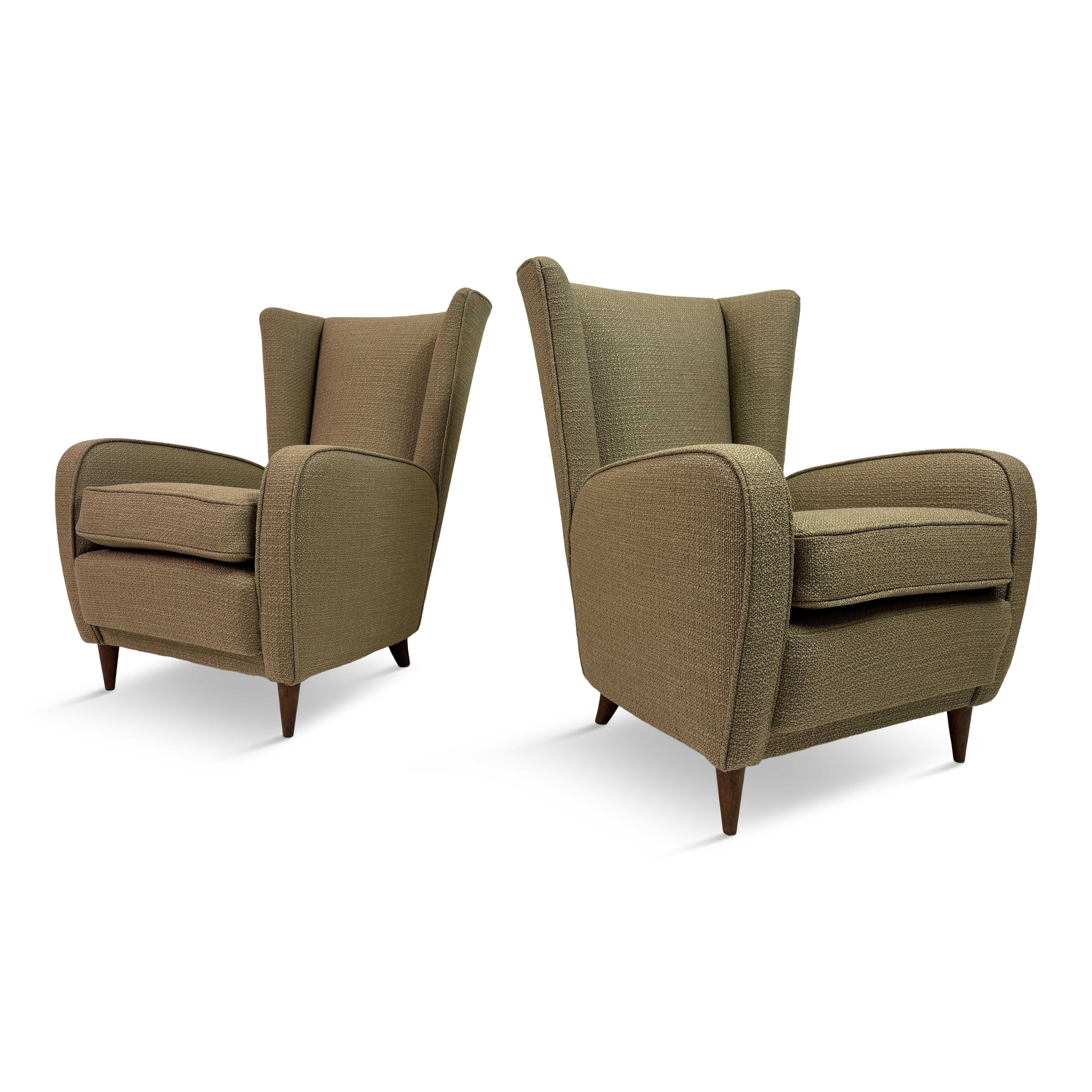 Paire de fauteuils Paolo Buffa, Italie, années 1950 en vente 11
