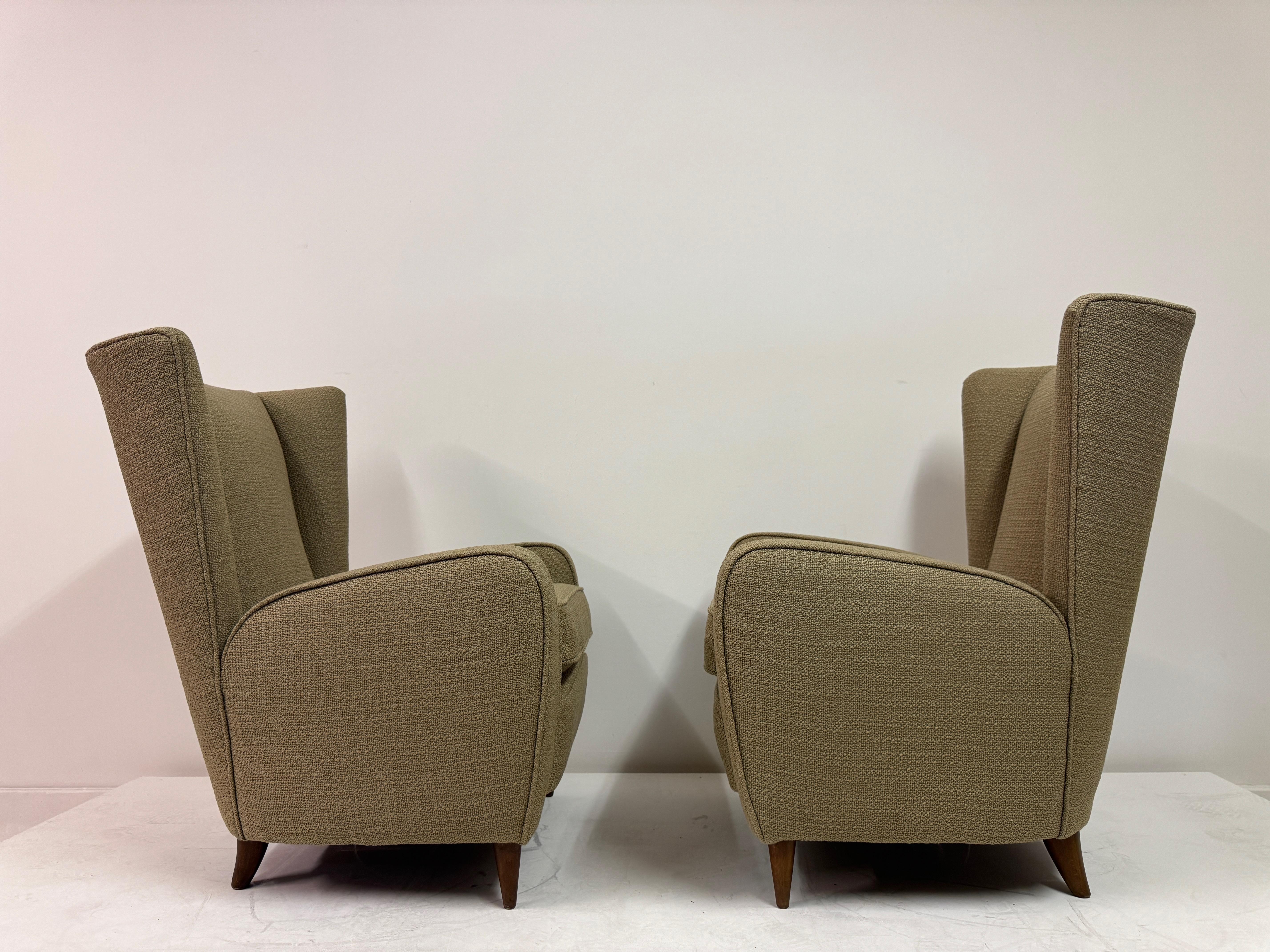Hêtre Paire de fauteuils Paolo Buffa, Italie, années 1950 en vente