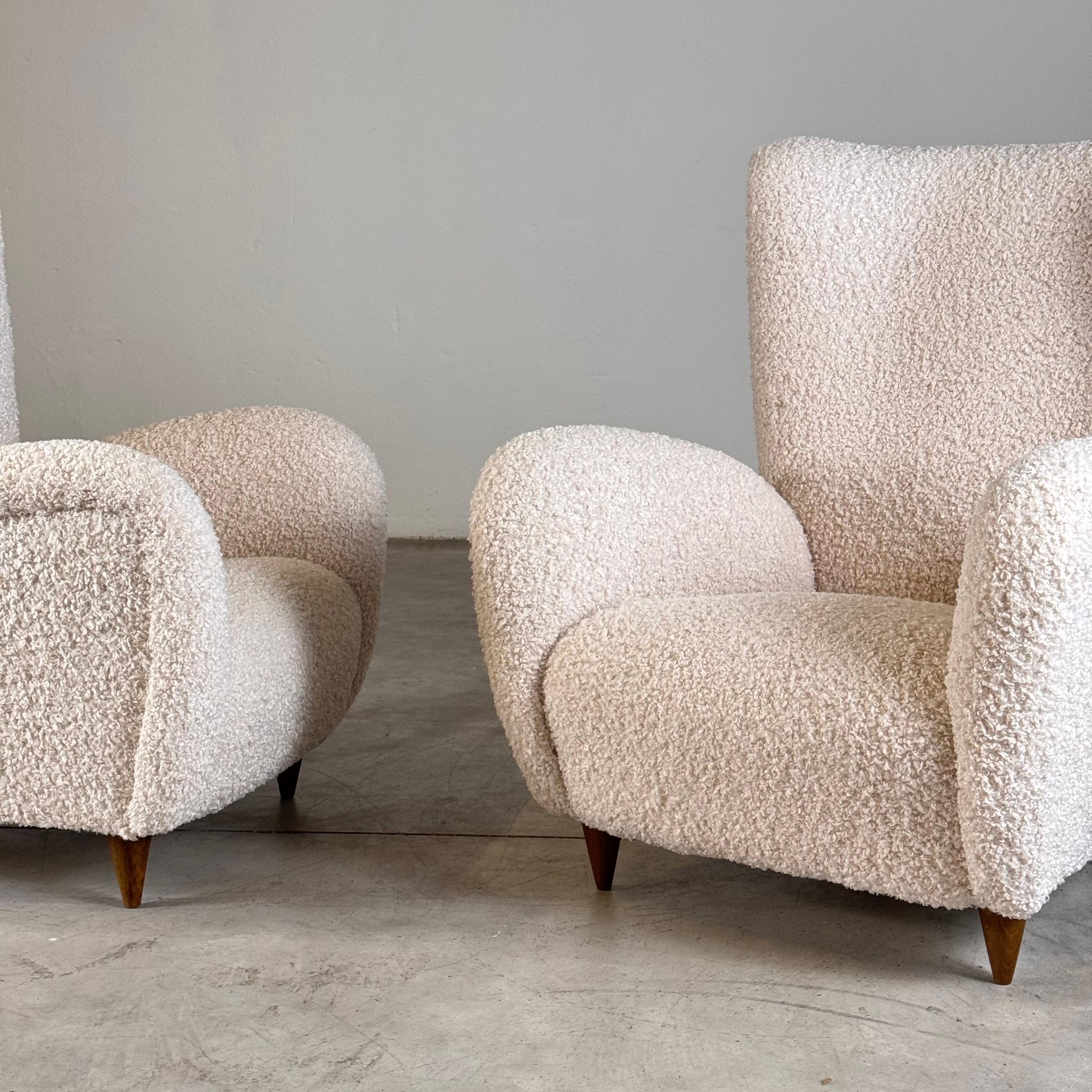 Pair of Paolo Buffa Attr. Lounge Chairs, Faux Poodle Fabric & Walnut Legs, 1950s 1