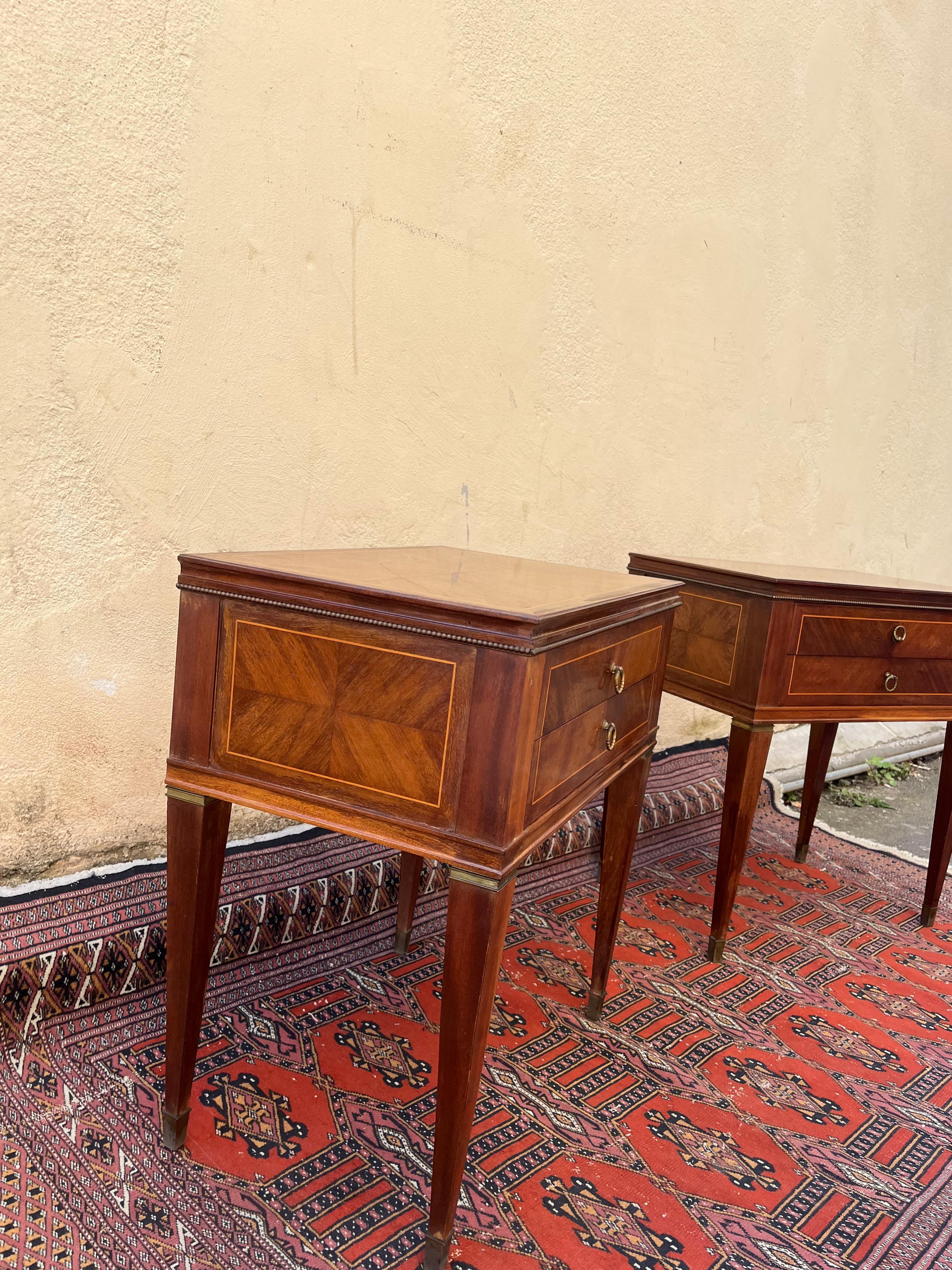 Italian Paire de tables de chevet Paolo Buffa Original 1950s en vente