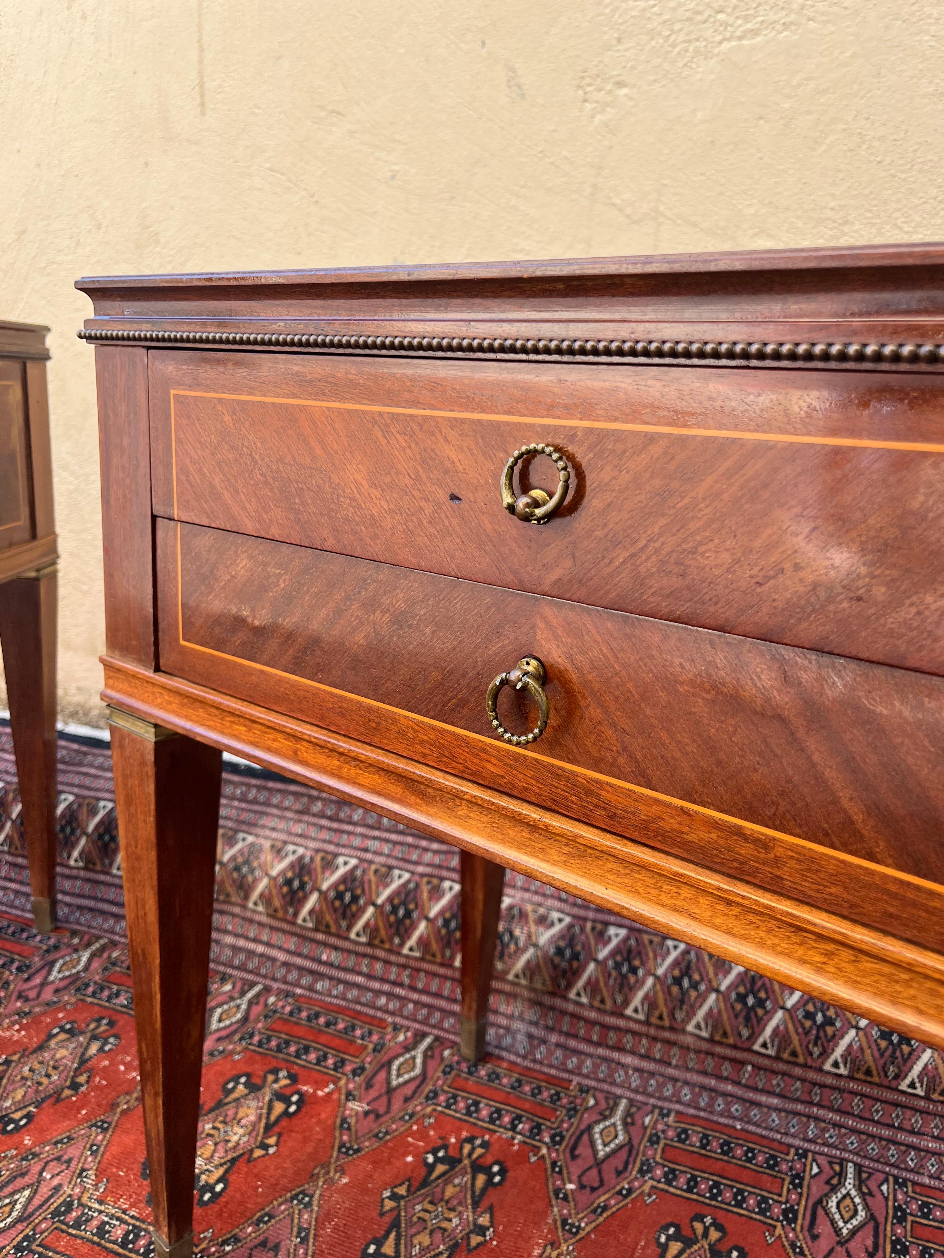 Mid-20th Century Paire de tables de chevet Paolo Buffa Original 1950s en vente