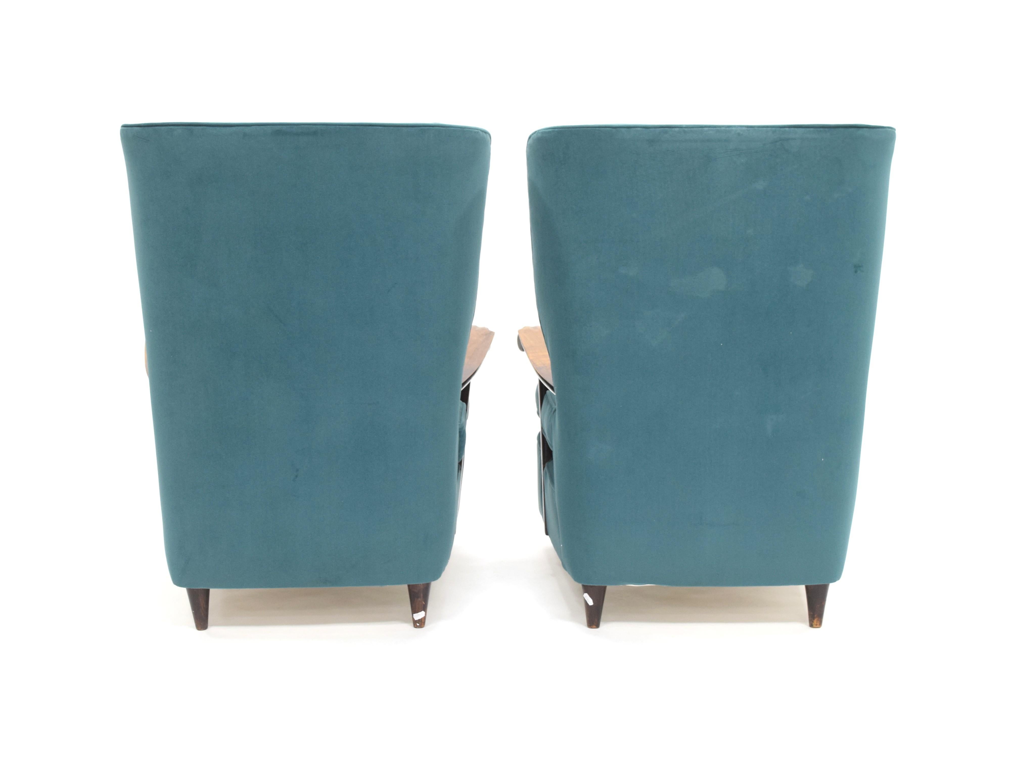 20ième siècle Paire de fauteuils en velours bleu de Paolo Buffa en vente