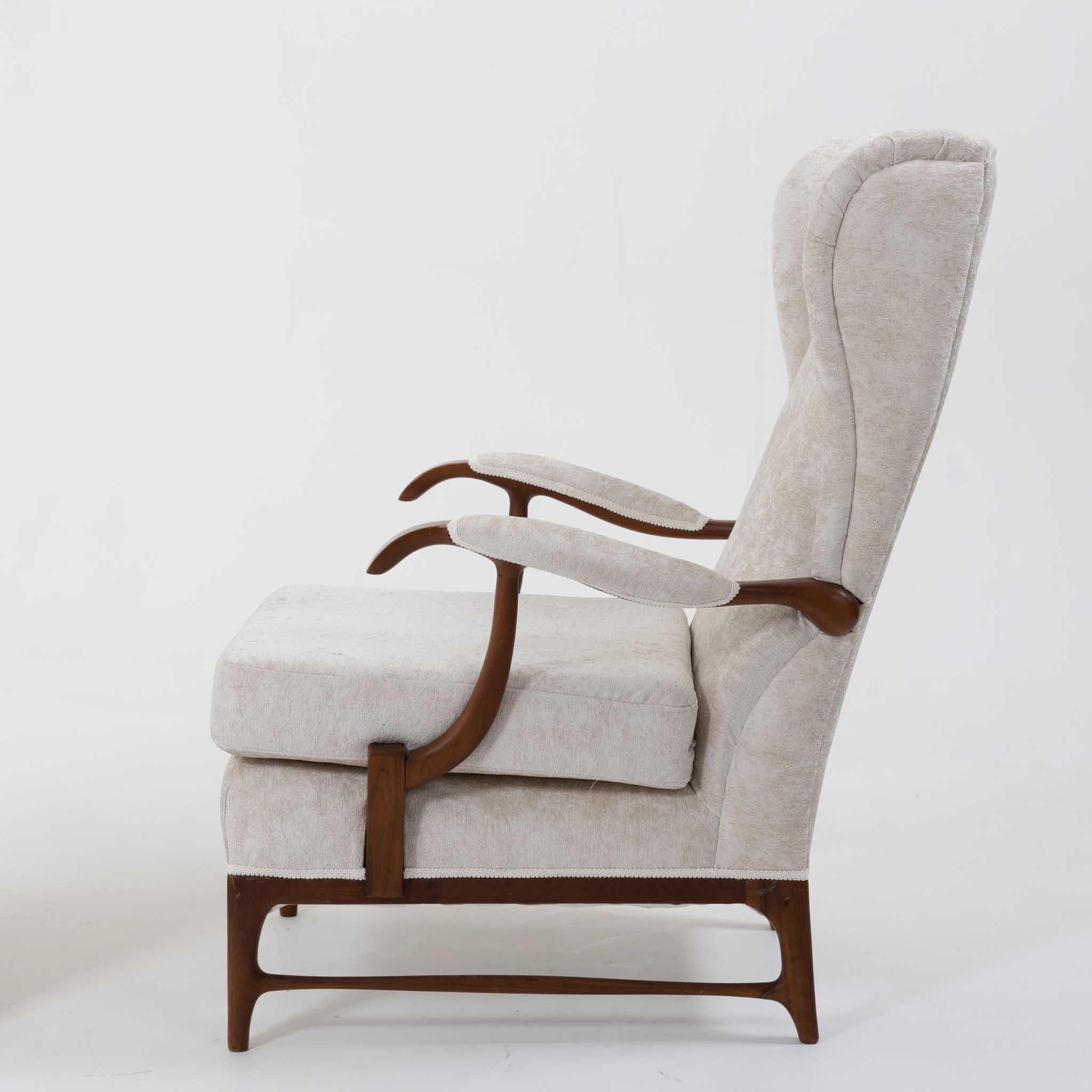  Paar modernistische Sessel von Paolo Buffa im Zustand „Gut“ im Angebot in New York, NY
