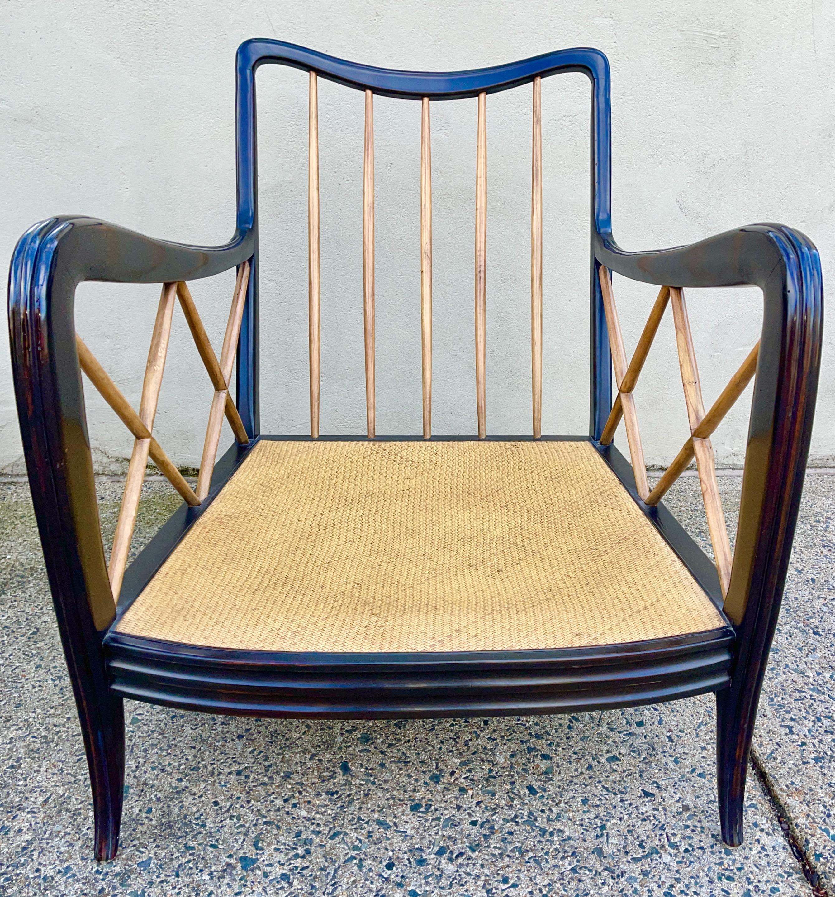 Paire de chaises longues de style Paolo Buffa en vente 4