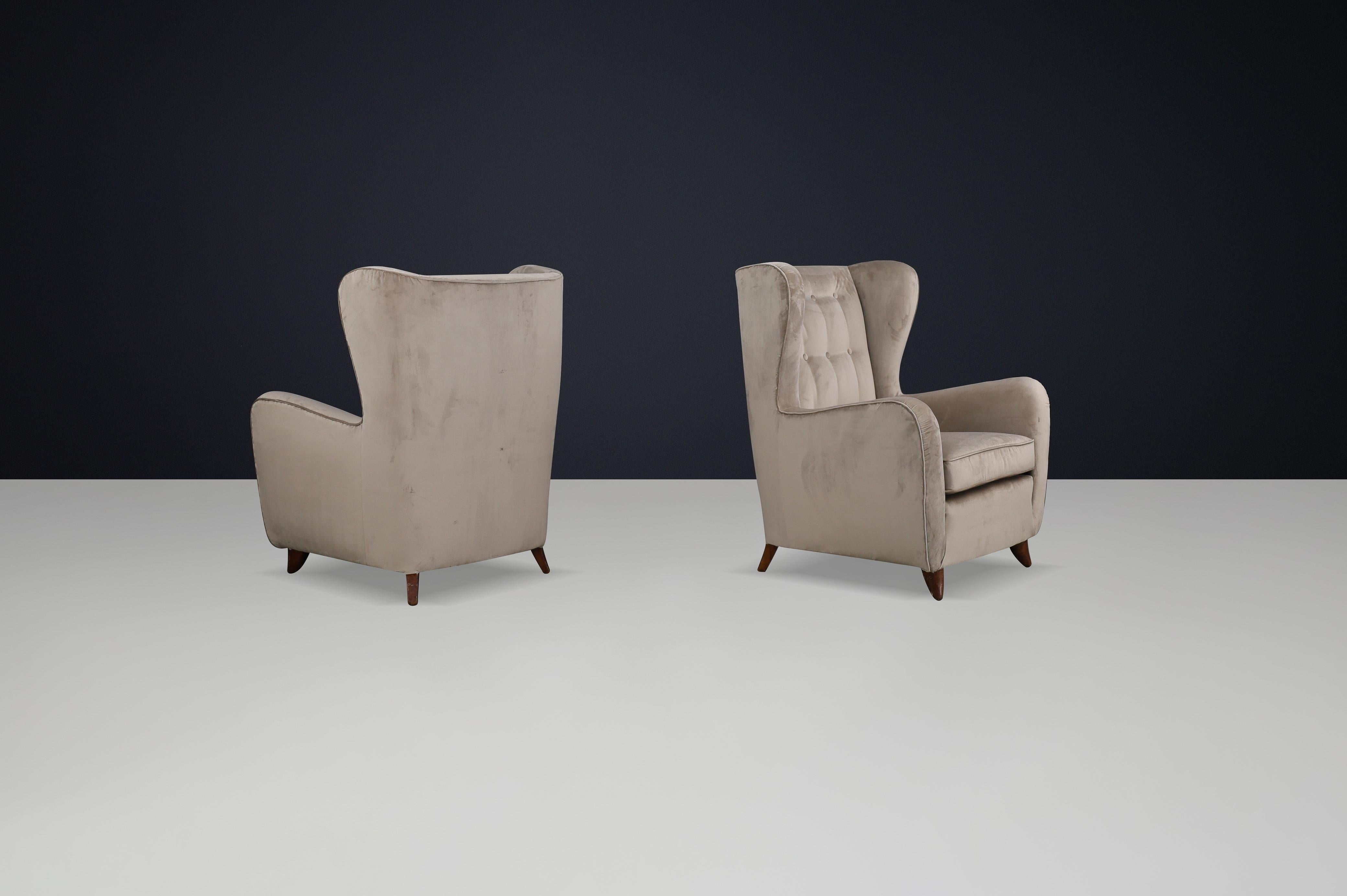 italien Paire de fauteuils en velours Paolo Buffa, Italie, années 1950 en vente
