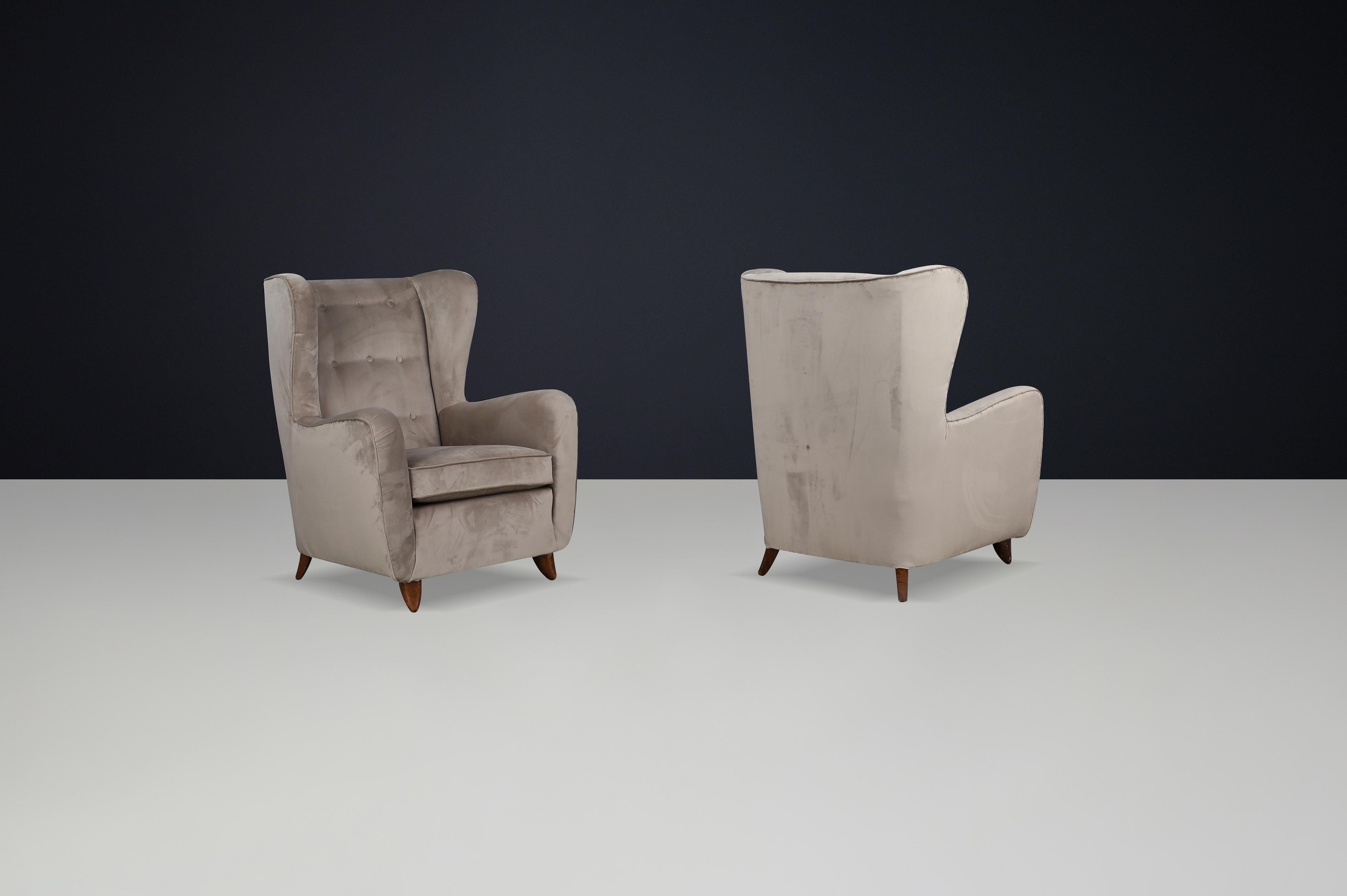 20ième siècle Paire de fauteuils en velours Paolo Buffa, Italie, années 1950 en vente