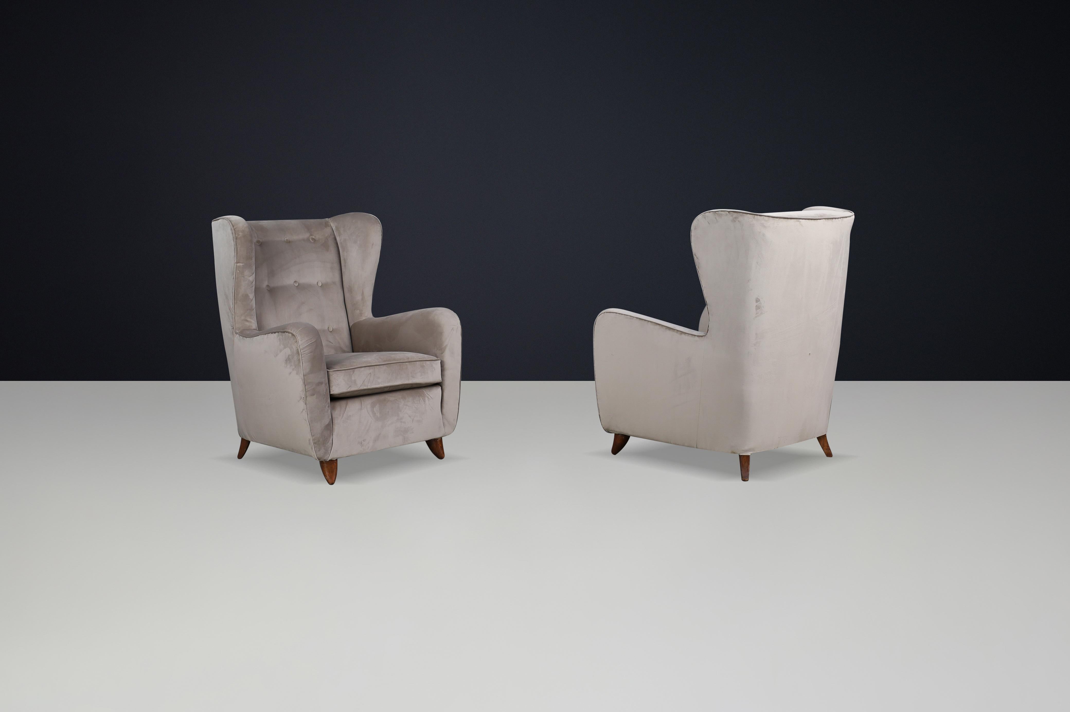 Tissu d'ameublement Paire de fauteuils en velours Paolo Buffa, Italie, années 1950 en vente