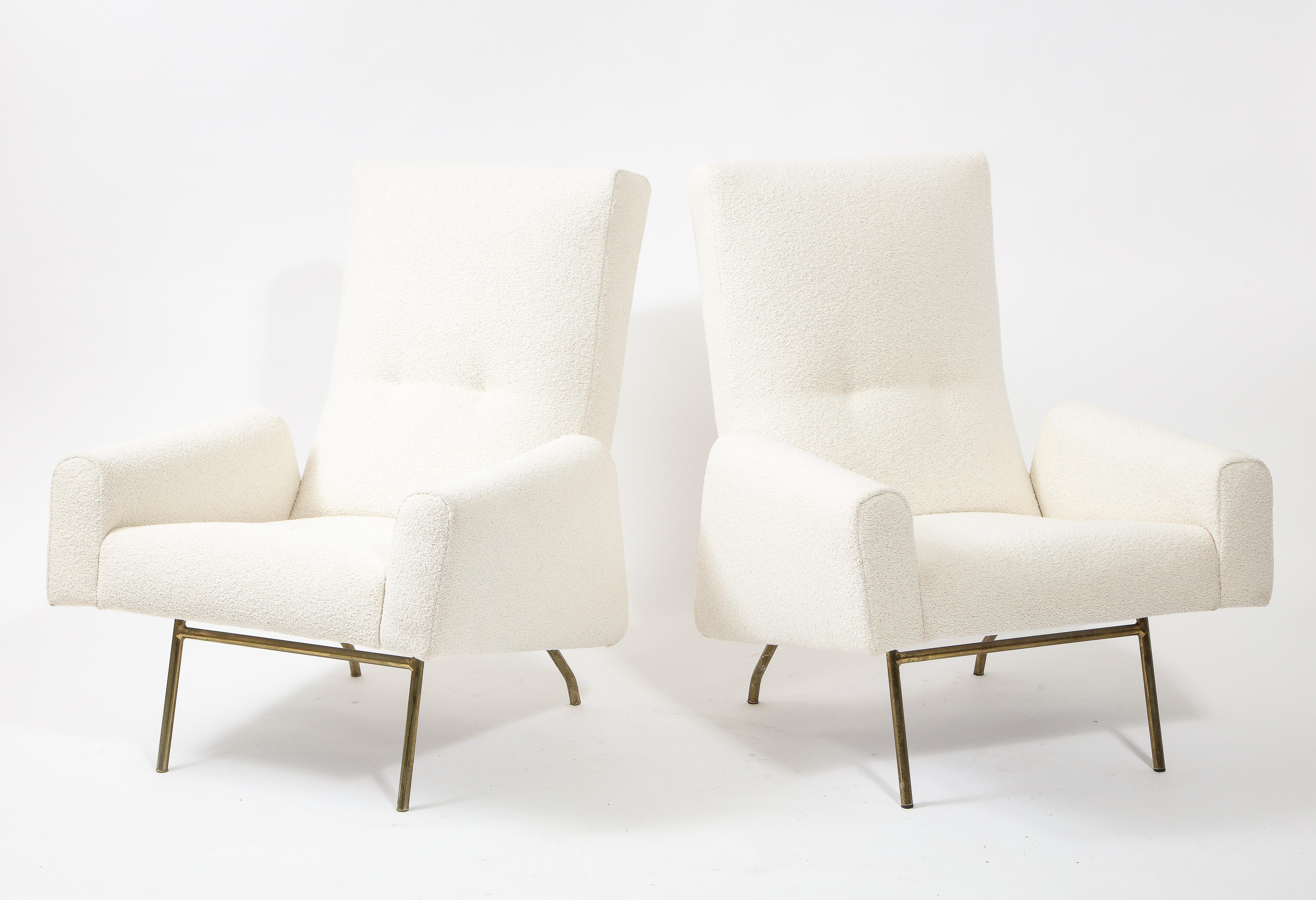 20th Century Louis Paolozzi Pair of High Back Lounge Chairs in Bouclé, France 1960's For Sale