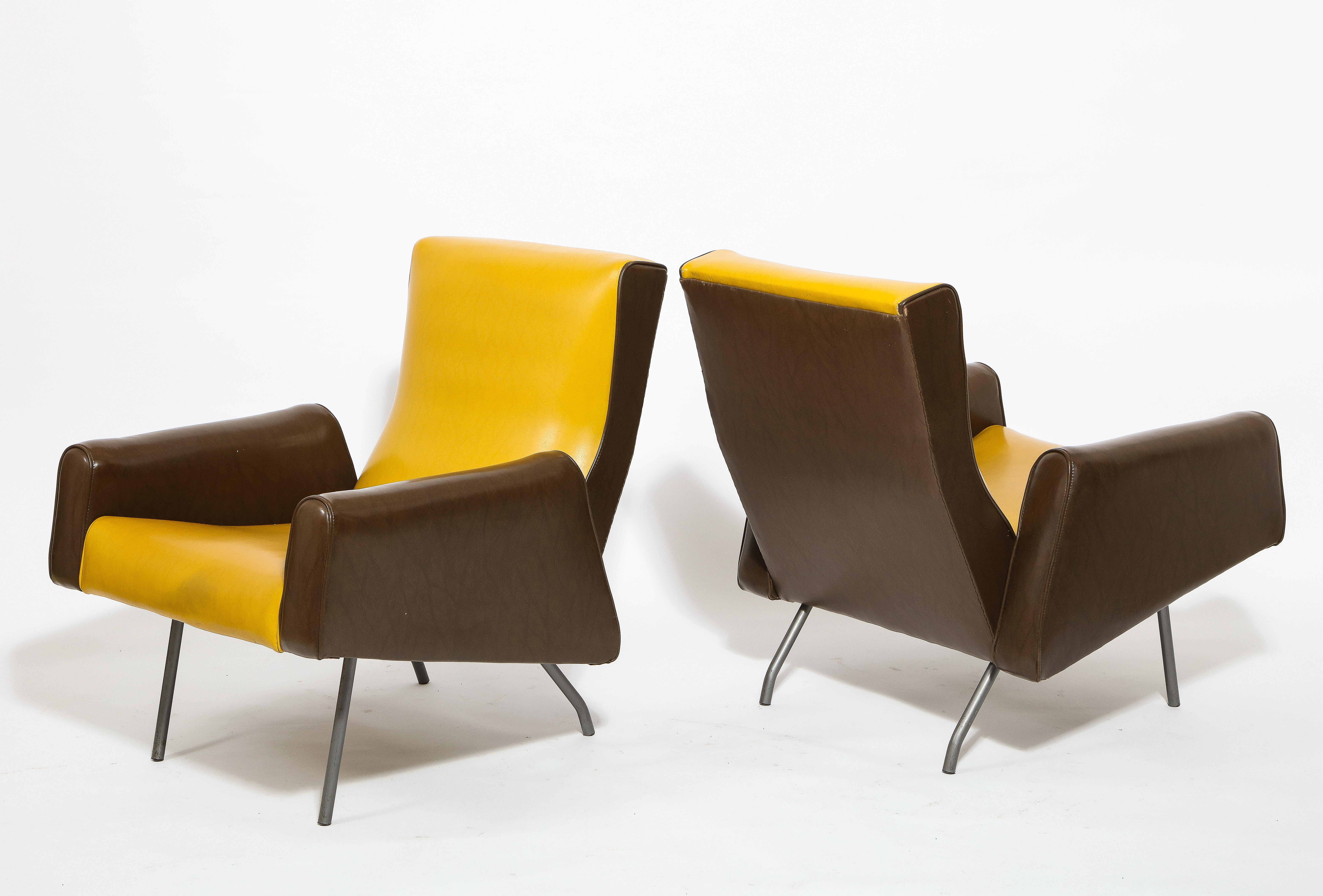 French Louis Paolozzi Pair of Two Tone Low Back Lounge Chairs, France 1960's For Sale