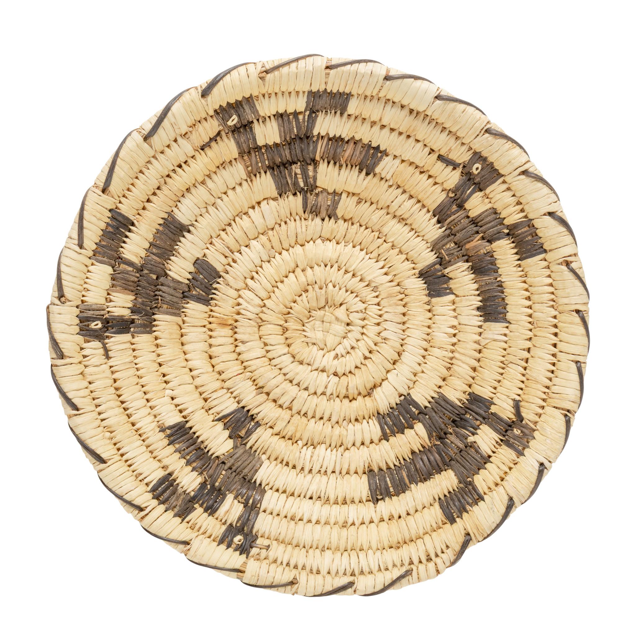 20th Century Pair of Papago Platters For Sale