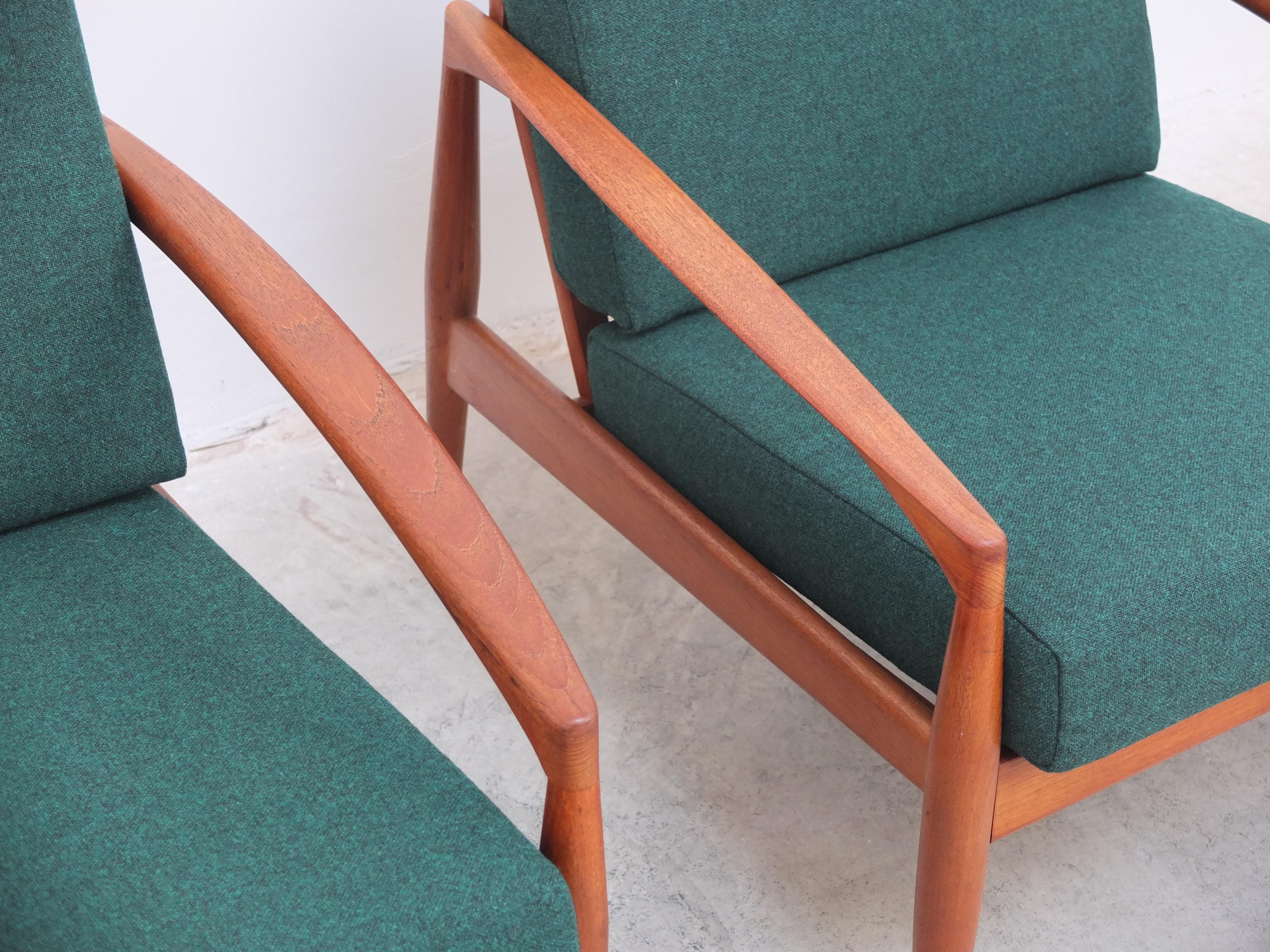 Fabric Pair of 'Paper Knife' Easy Chairs by Kai Kristiansen for Magnus Olesen, 1956 For Sale