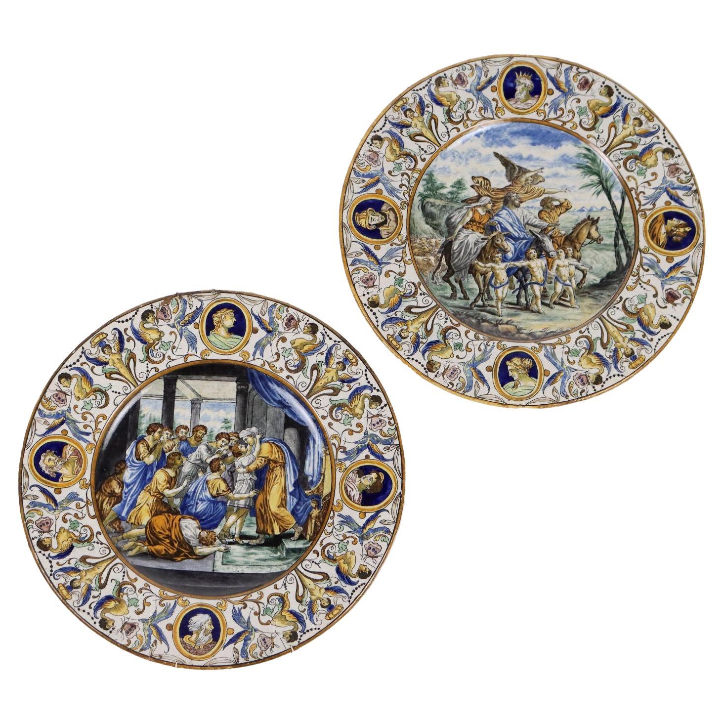 Paire d'assiettes de parade en céramique Italie 19ème siècle en vente