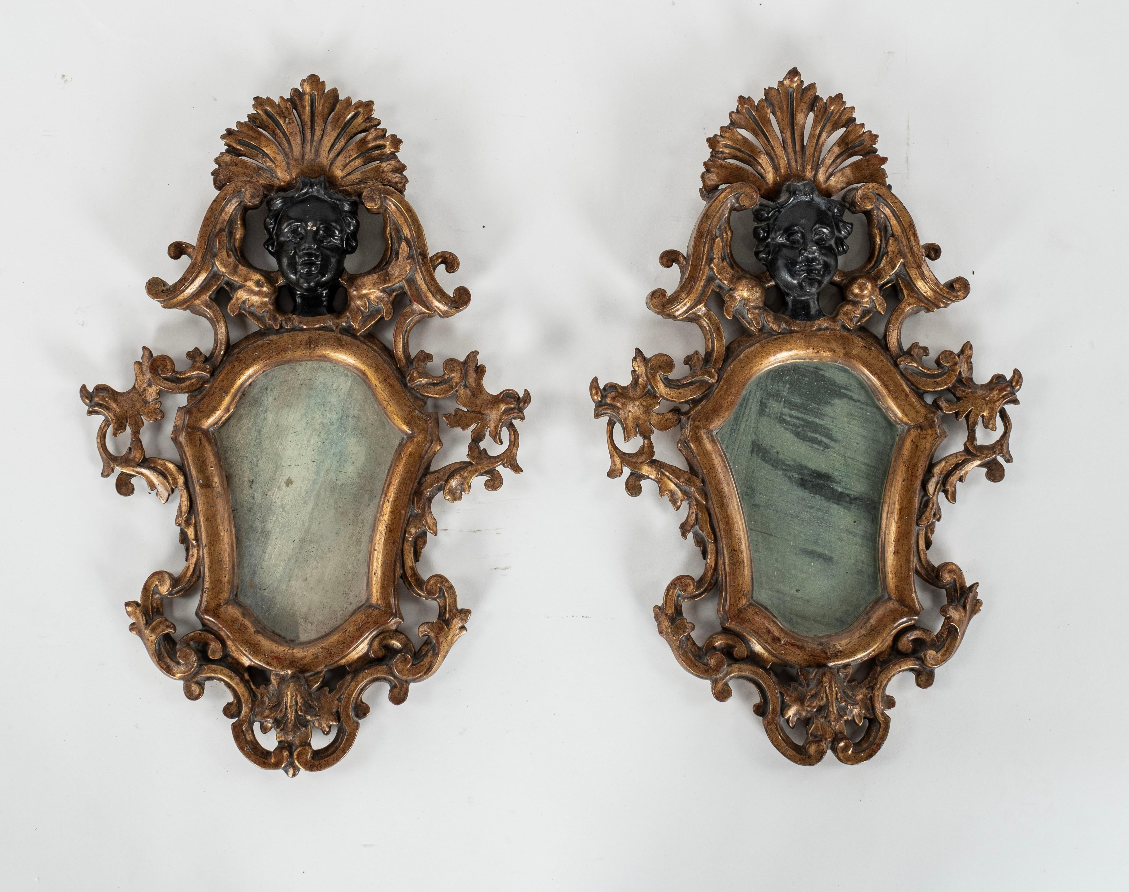 Pair of Paramour Gilt-wood Mirrors In Good Condition For Sale In Houston, TX