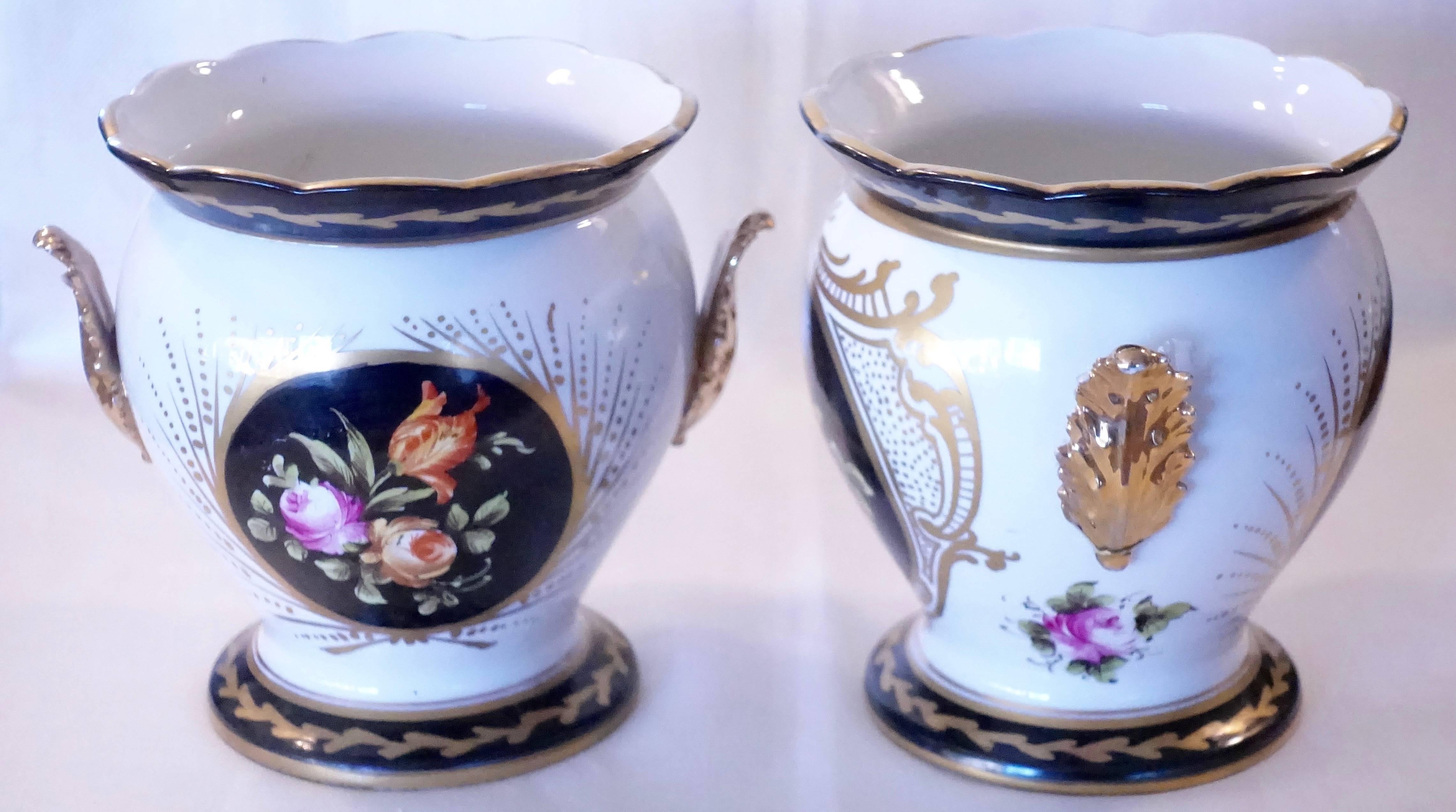 Hand-Painted Pair of Paris Porcelain Cachepots