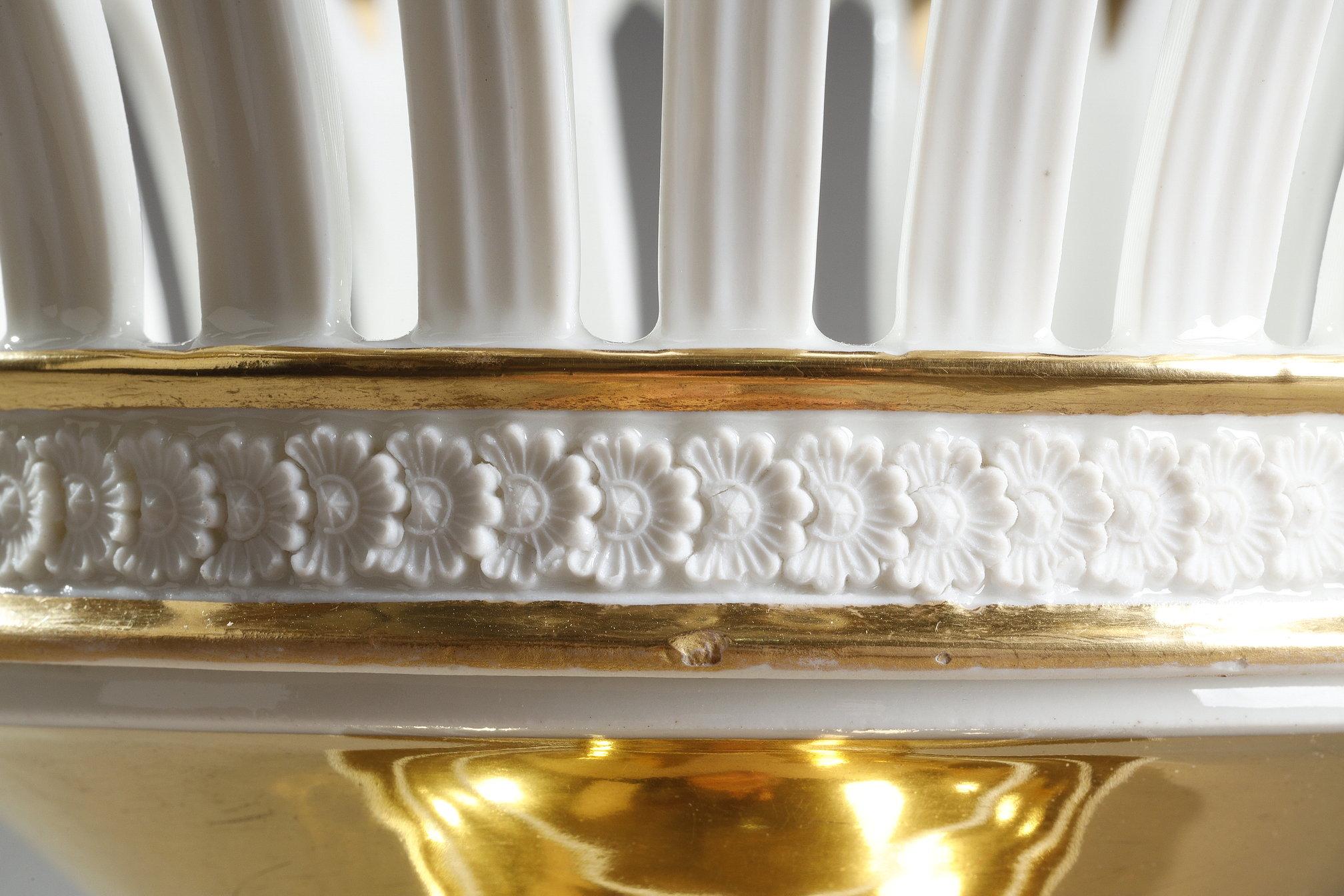 Coppia di cesti da terra in porcellana di Parigi, periodo Impero in vendita 12