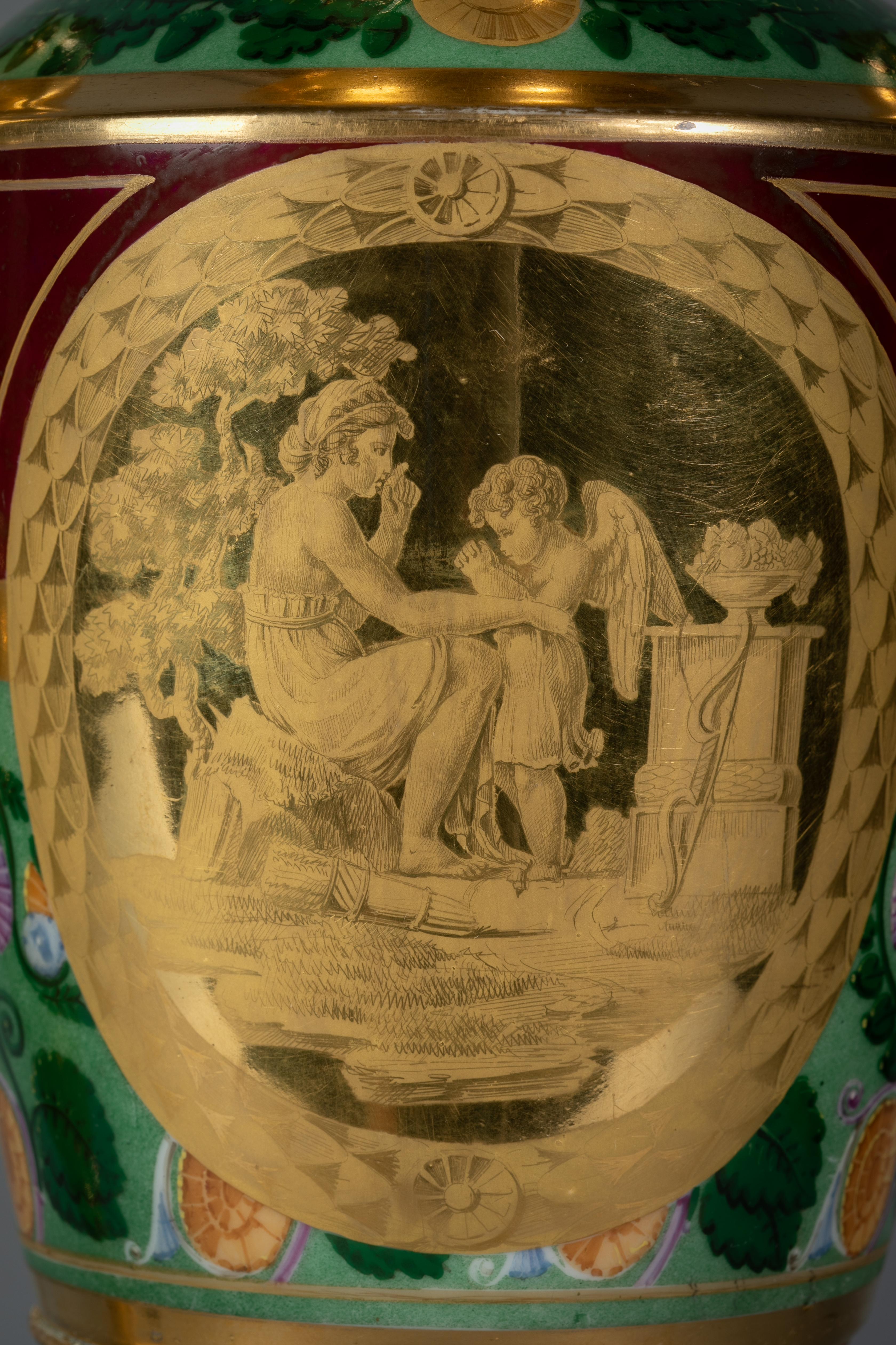 Porcelaine Paire de vases Empire à deux poignées en porcelaine de Paris, vers 1810 en vente
