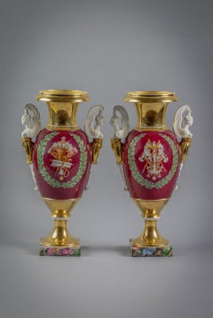 Coppia di vasi in porcellana di Parigi, 1830 circa