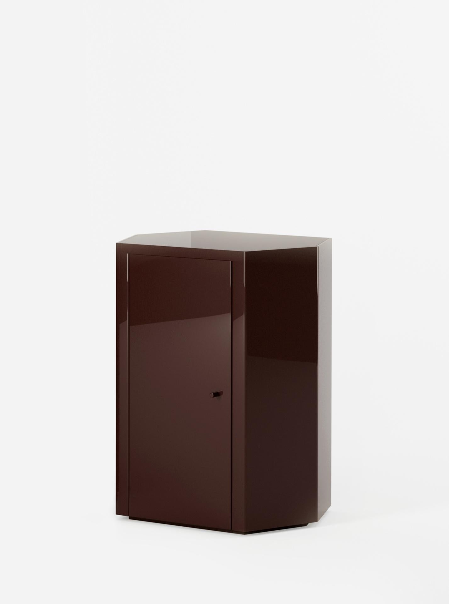 South African Pair of Park Night Stands in Espresso Brown Lacquer by Yaniv Chen for Lemon For Sale