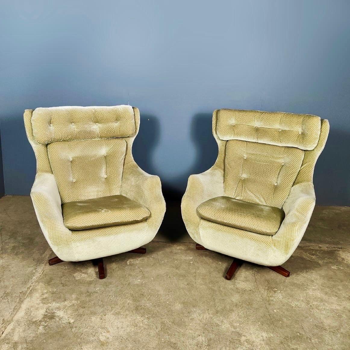 Nouveau stock ✅

Paire de chaises longues Parker Knoll Statesman Swivel Egg Lounge Chairs Mid Century Vintage Retro MCM

Lancée en 1969, la célèbre chaise Statesman de Parker Knoll est véritablement le roi des chaises à œuf avec son design