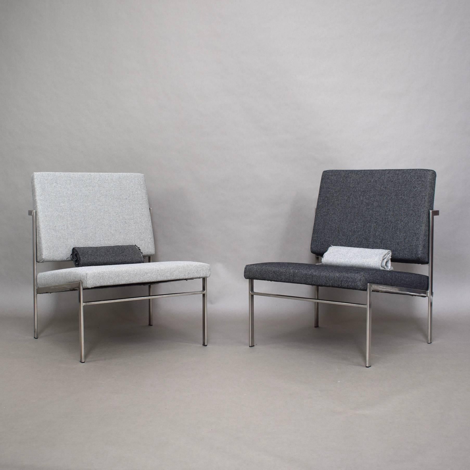 Pair of Parlez Chairs by Rob Parry 1