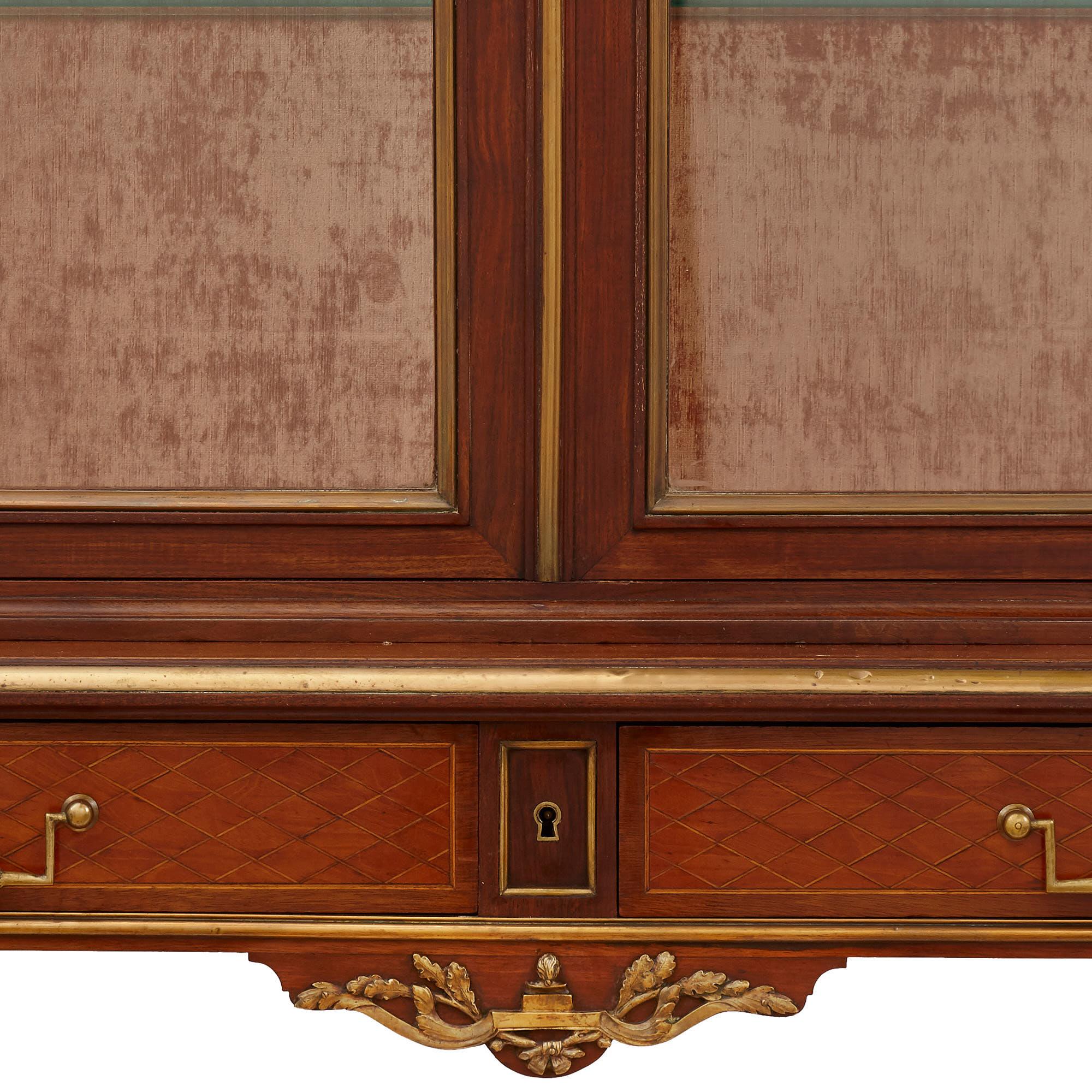 French Pair of Parquetry Mahogany Display Cabinets with Gilt Bronze Mounts For Sale