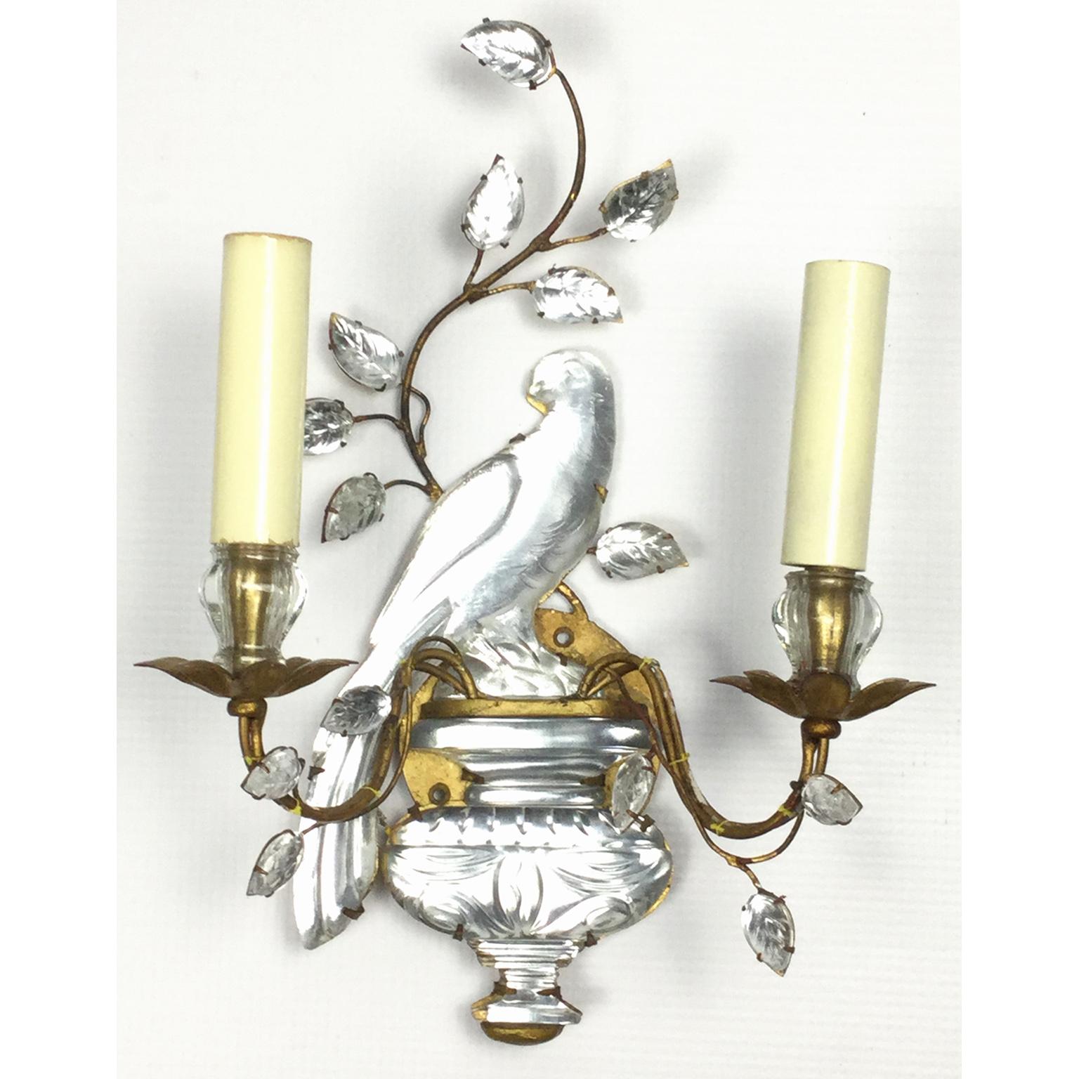 Mid-20th Century Pair of Parrots Glass and Gilded Sconces by Maison Baguès, Paris, 1950s