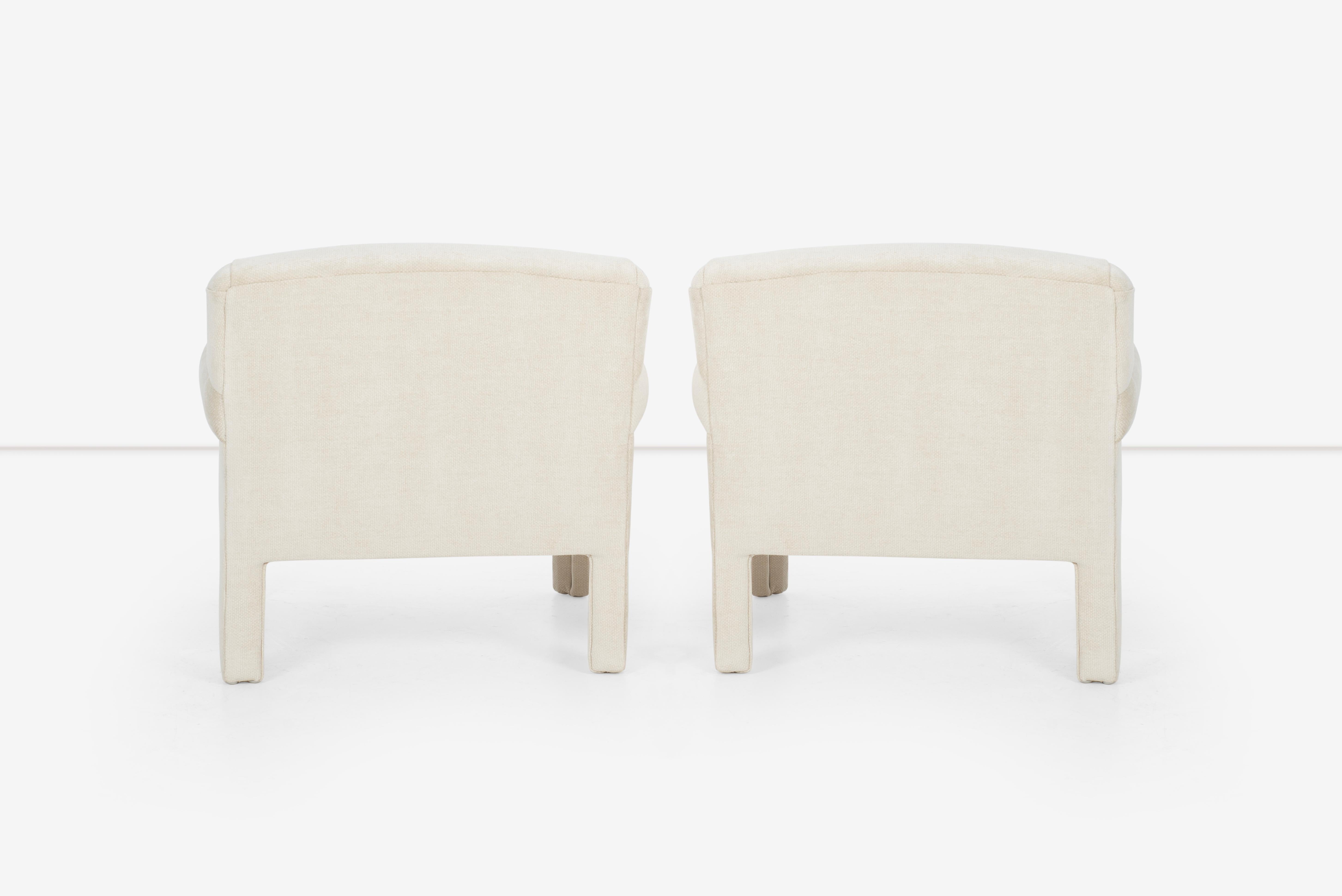 Upholstery Pair of Parsons Lounge Chairs in The Style of Milo Baughman