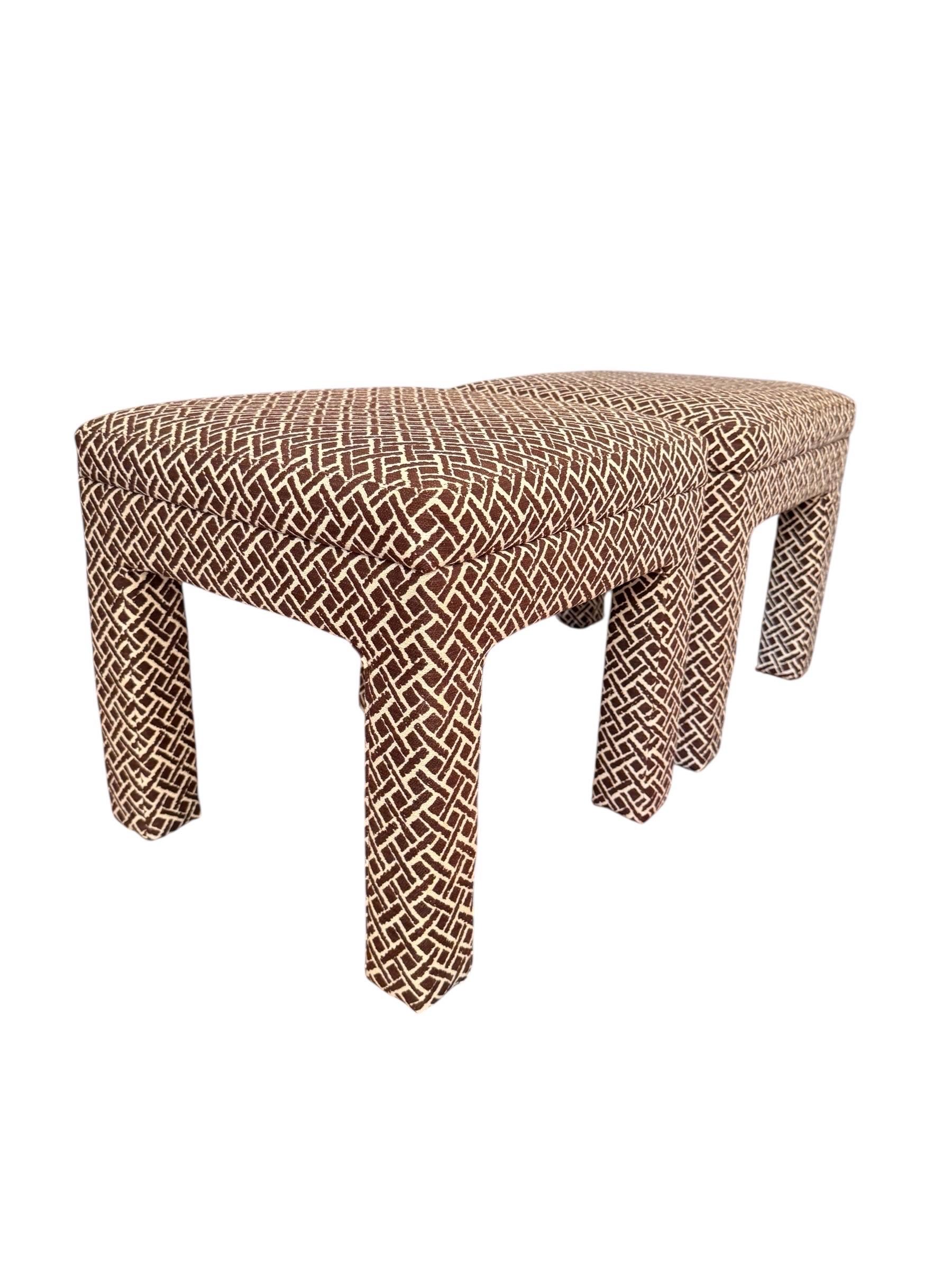 Mid-Century Modern Pair of Parson's Stools Hollywood Regency Patterned Pillow Top Stool Set For Sale