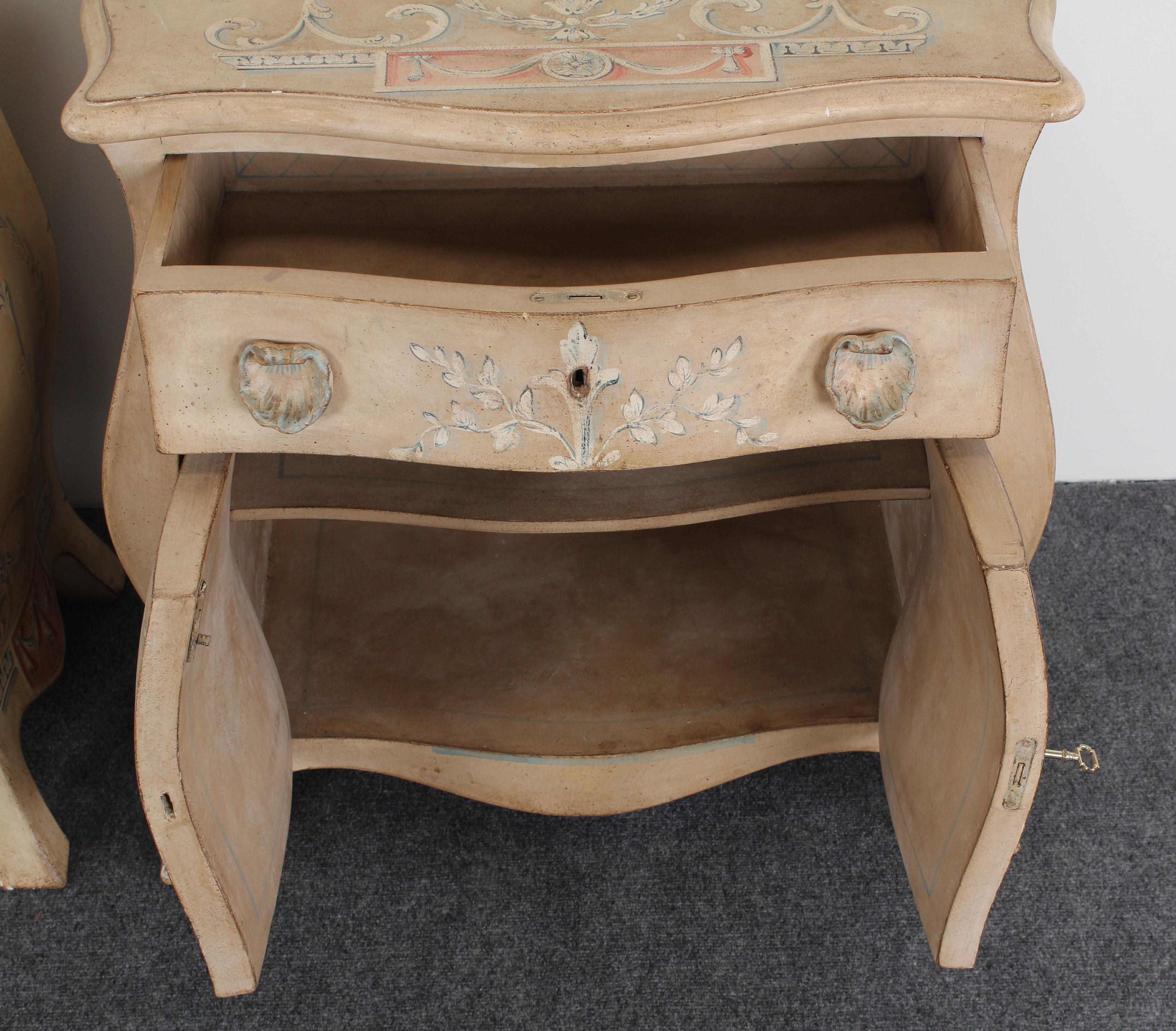 Pair of Patina Furniture Company Italian Painted Bedside Tables, 1980s 4