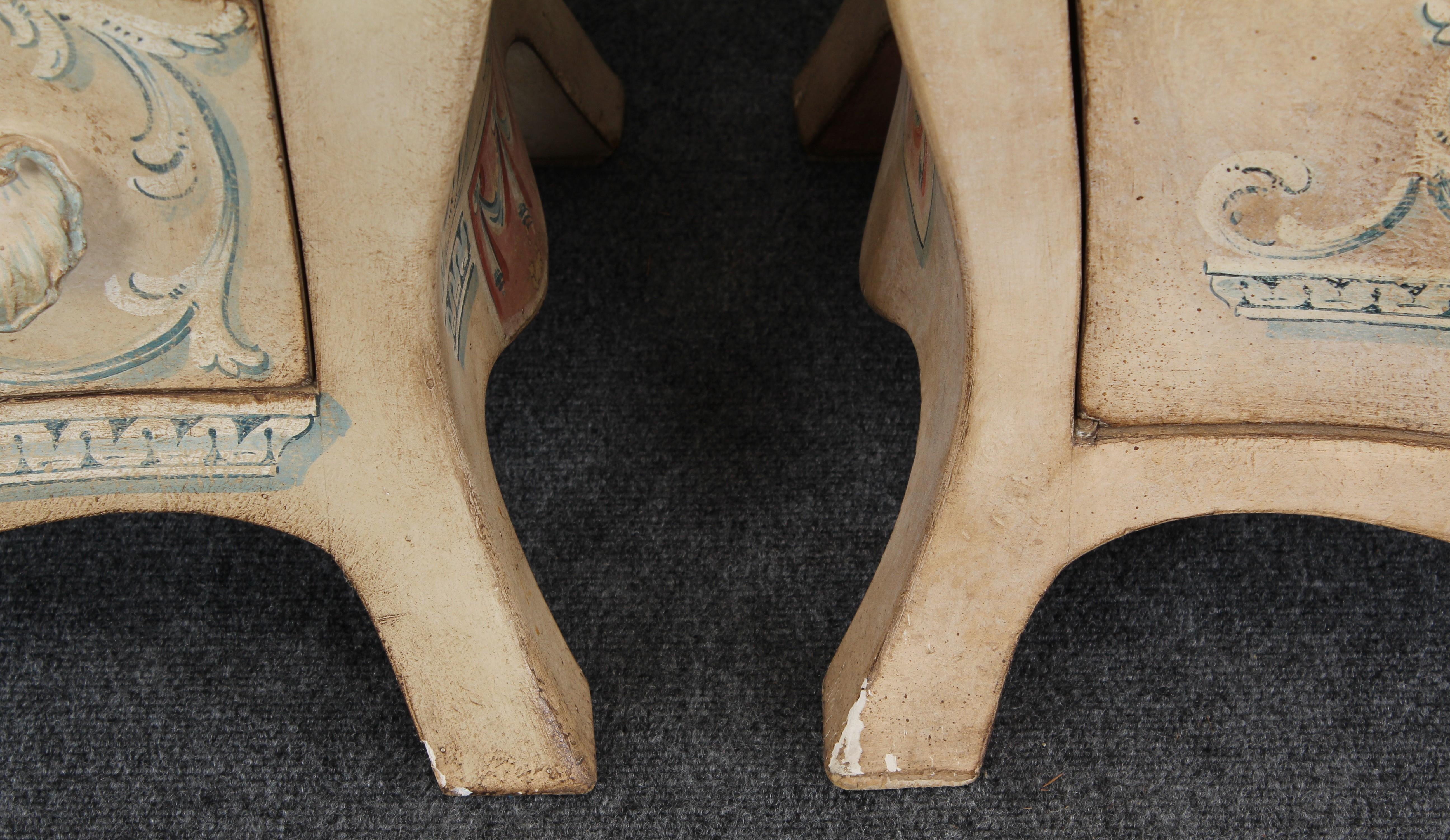 Late 20th Century Pair of Patina Furniture Company Italian Painted Bedside Tables, 1980s