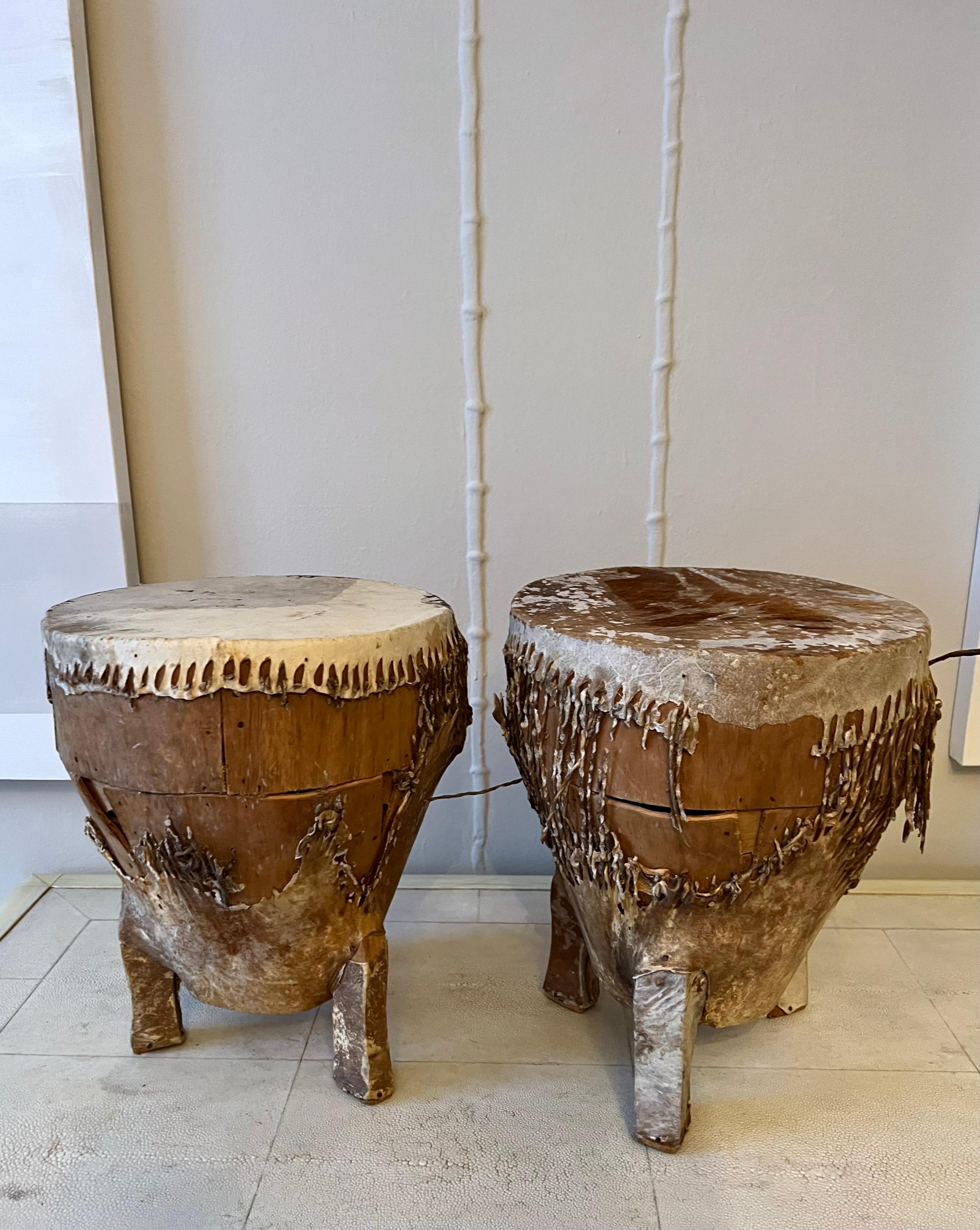 Pair of Patinated African Zebra Hide Drums In Good Condition In Los Angeles, CA