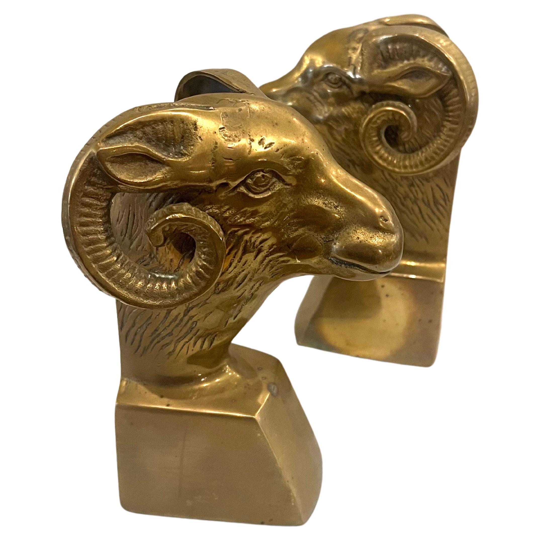 A pair of vintage brass rams head bookends, circa 1970s. The bookends are in very good condition nice patina.




