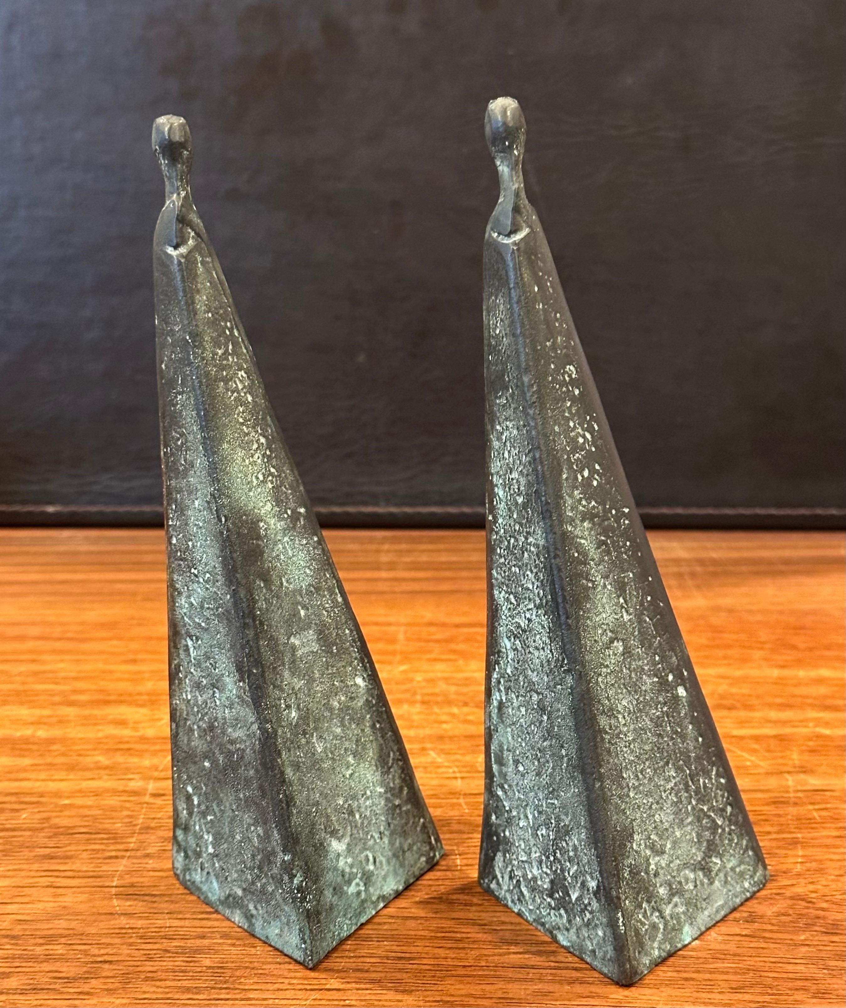 Pair of Patinated Bronze Figurative Sculptures in the Style of Sydney Kumalo For Sale 4