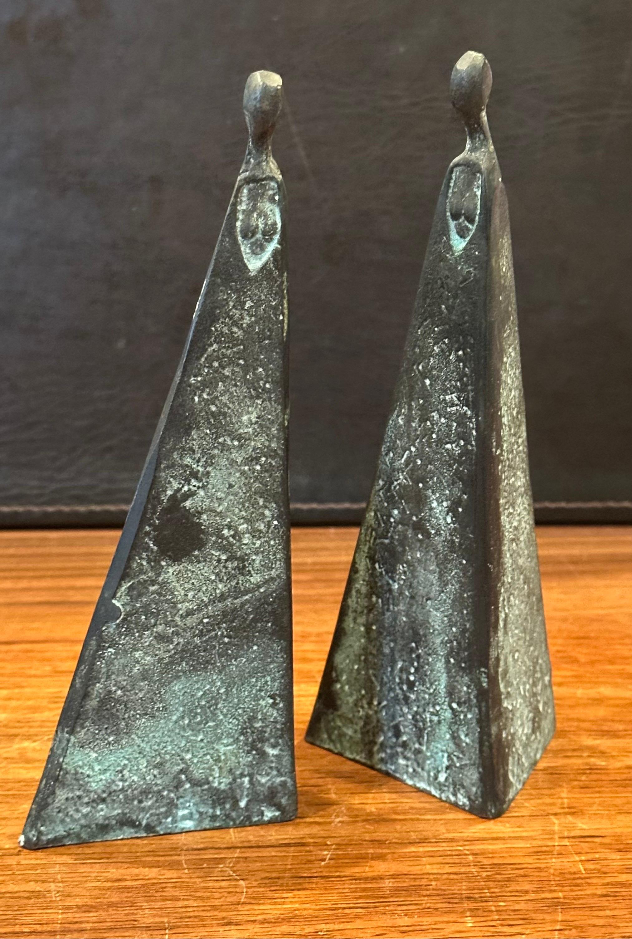 Pair of Patinated Bronze Figurative Sculptures in the Style of Sydney Kumalo For Sale 5