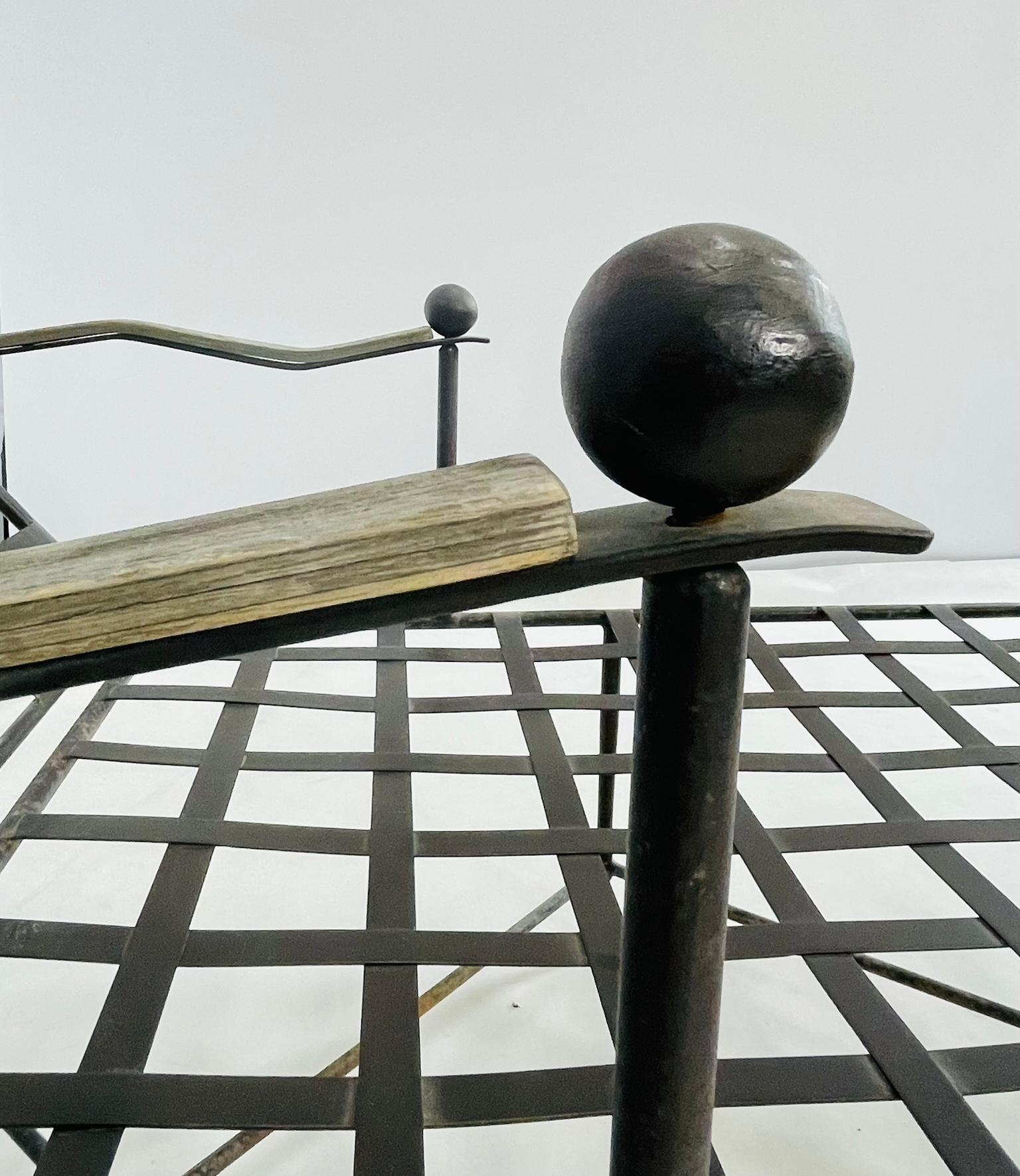 Coppia di chaise longue in ferro patinato di Mario Papperzini per Salterini in vendita 6