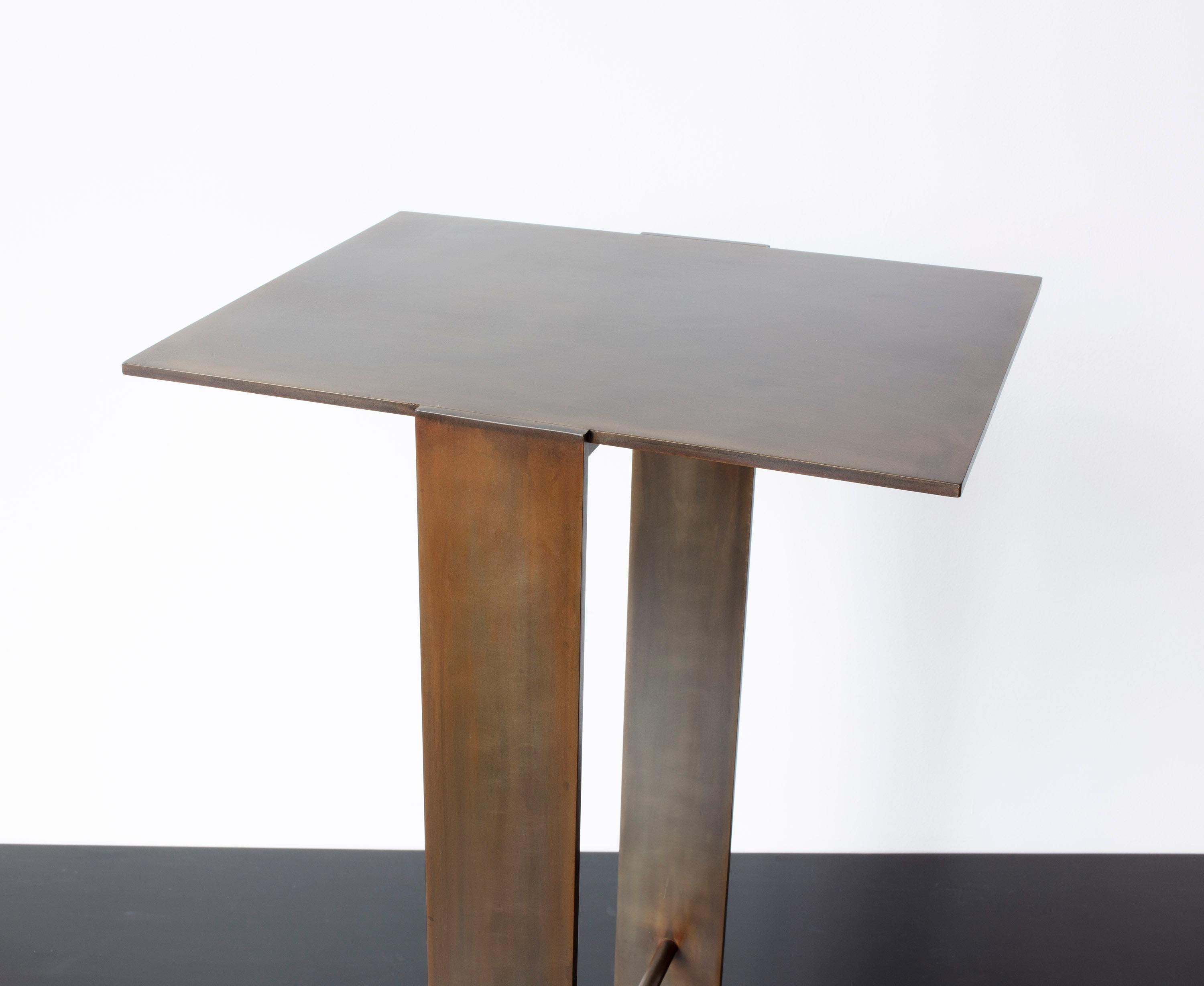 Bauhaus Pair of patinated lacquered steel side tables, end tables, geometric, minimalism