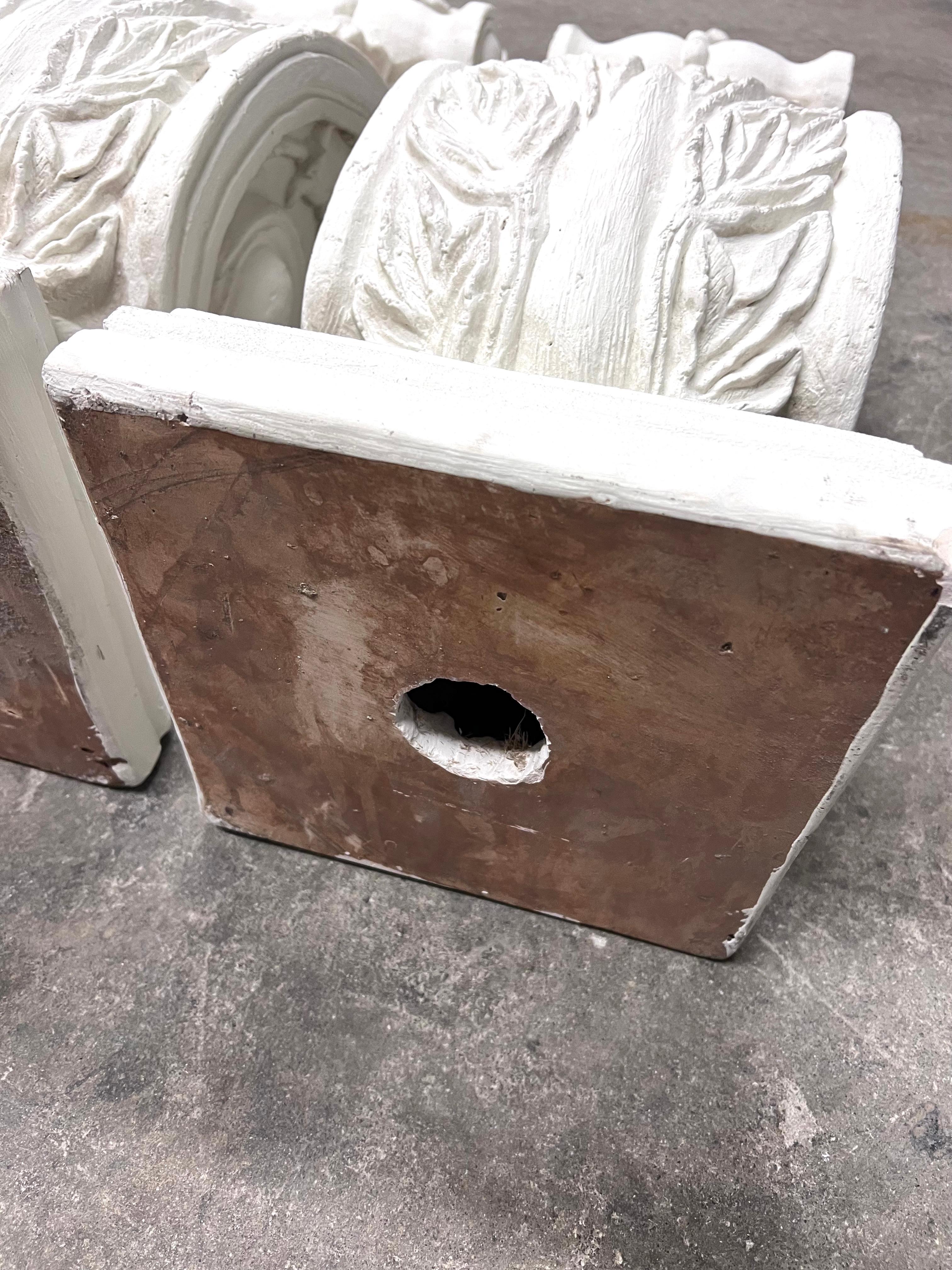Pair of Patinated White Renaissance Revival Plaster Corbels For Sale 1