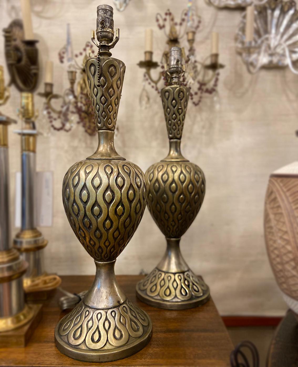 Mid-20th Century Pair of Patterned Brass Lamps For Sale